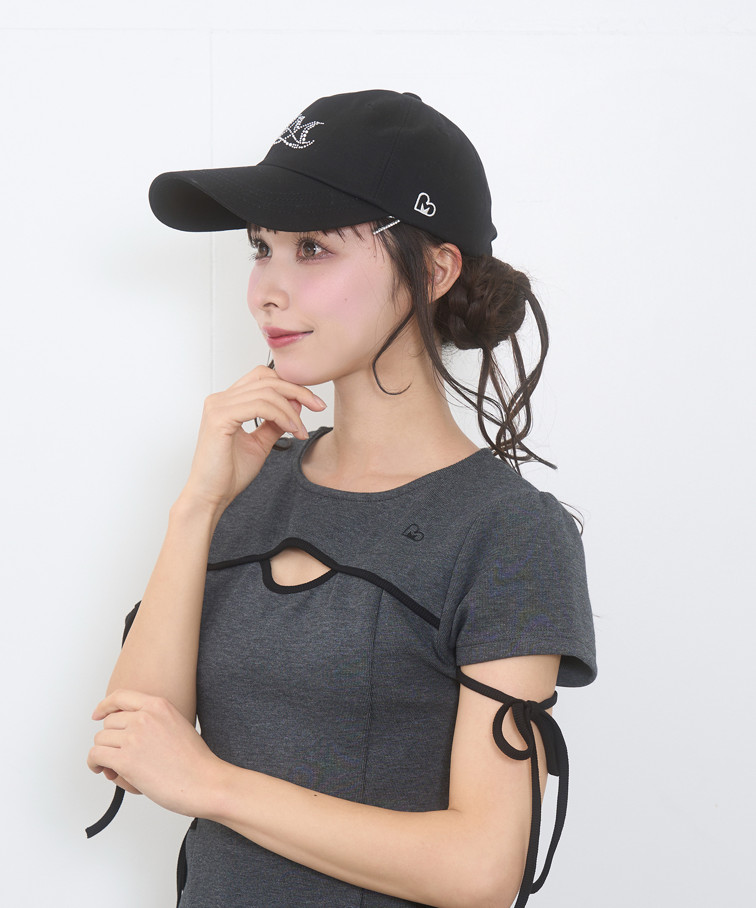 ビジューロゴキャップ