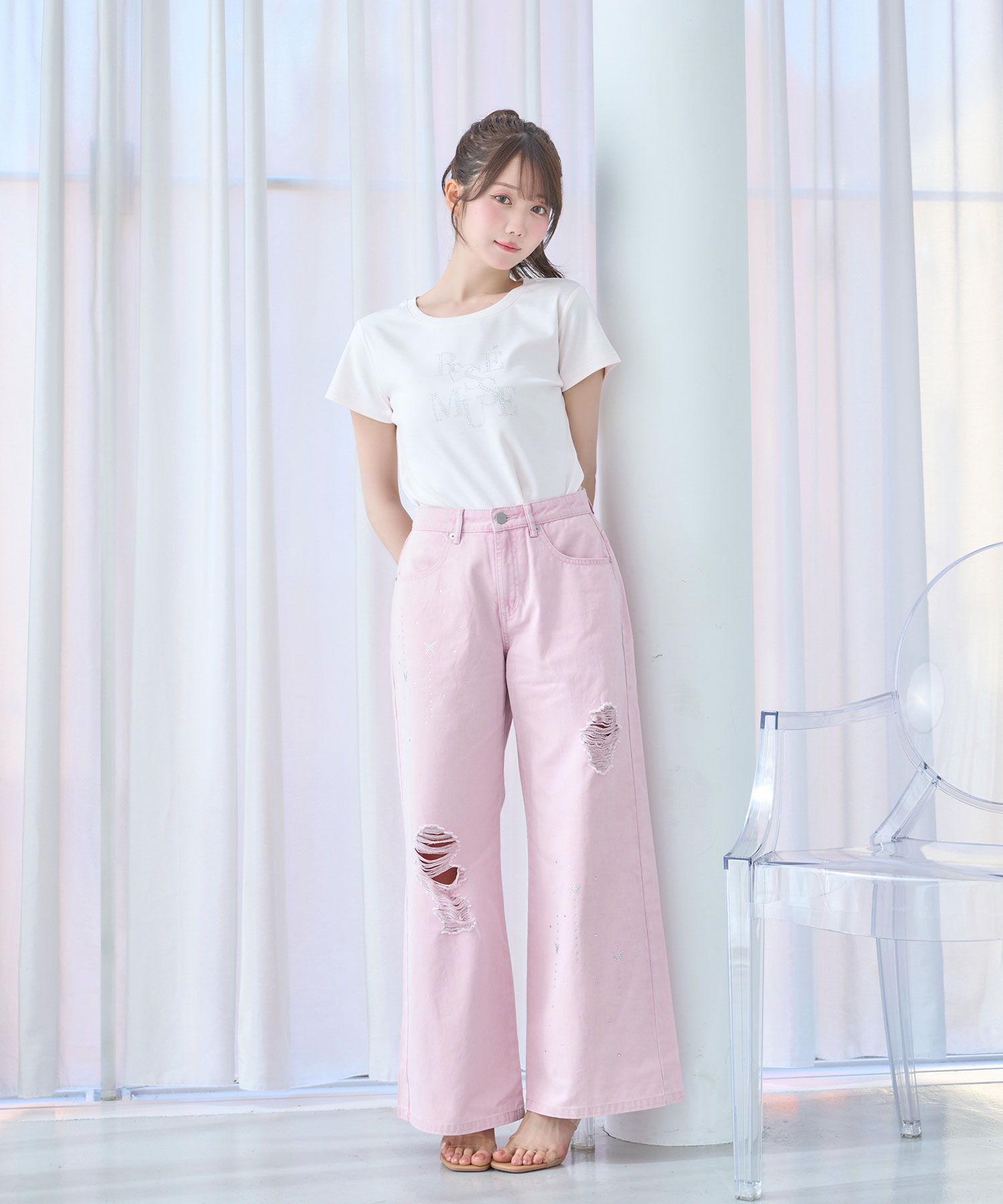 Rhine stone damaged denim pants