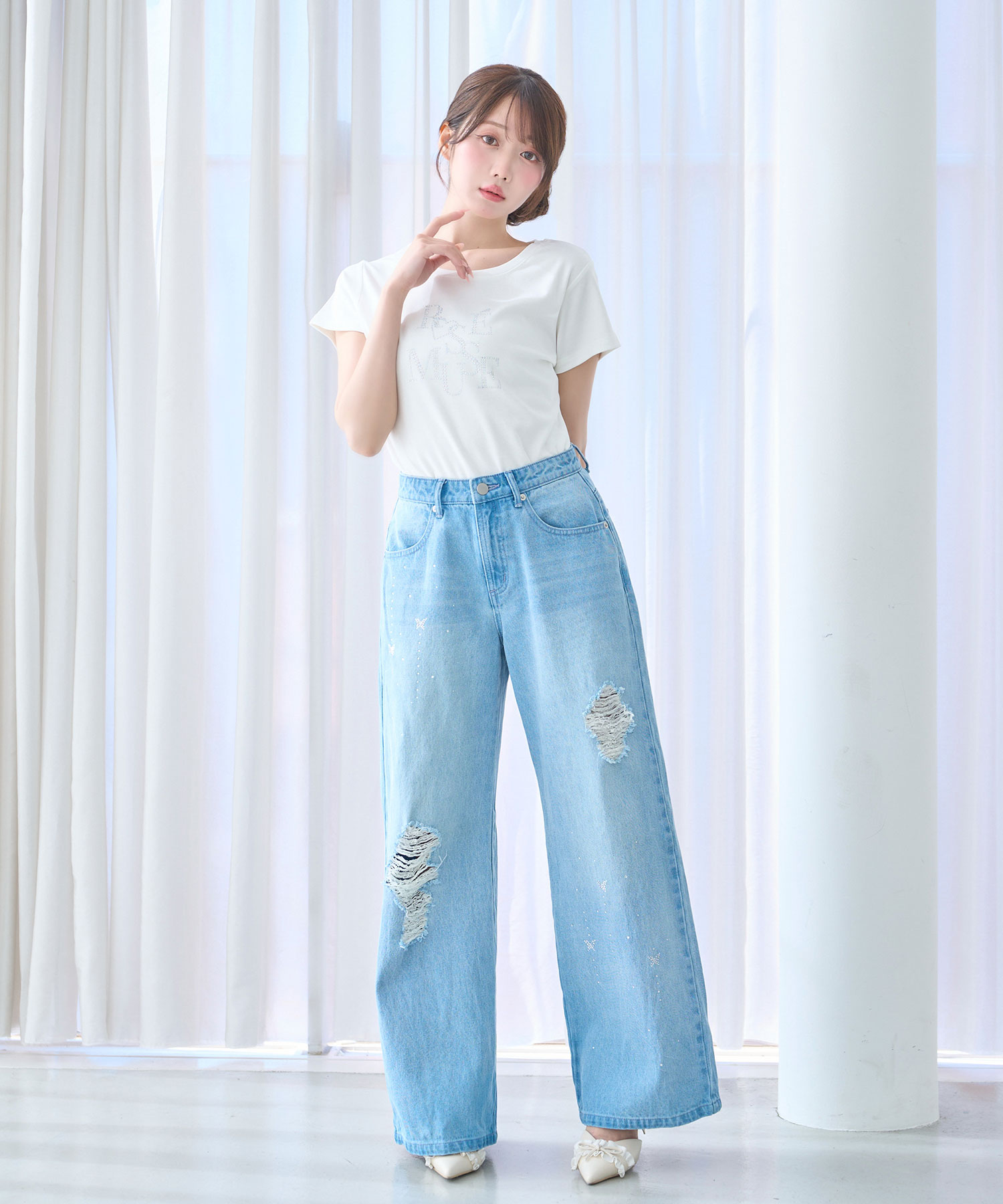 Rhine stone damaged denim pants