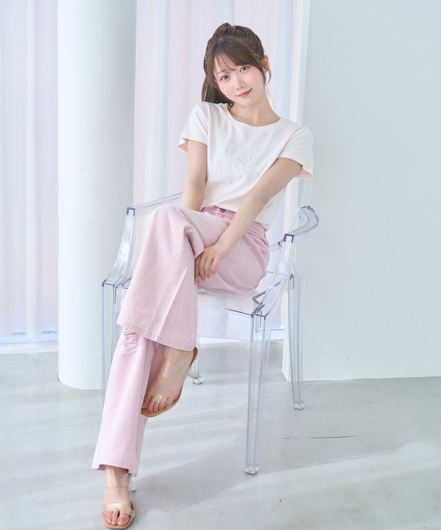 Rhine stone damaged denim pants