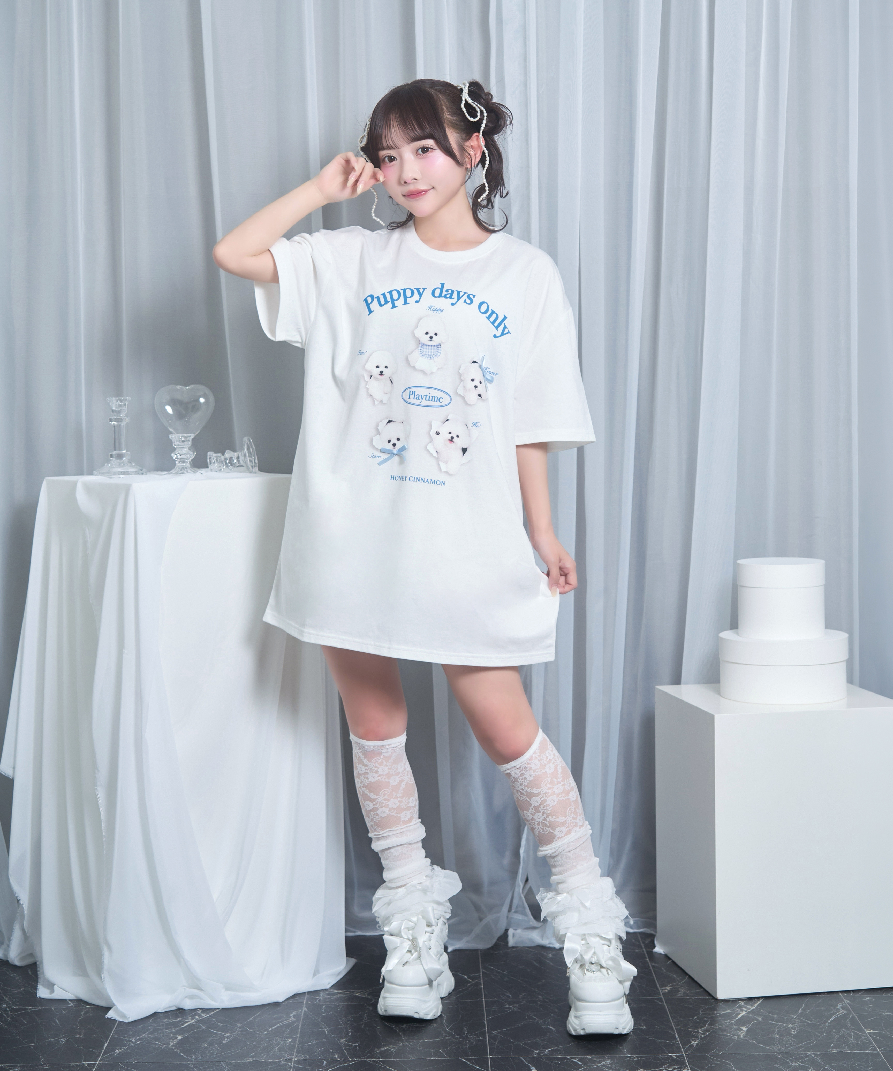 playing dog Tシャツ