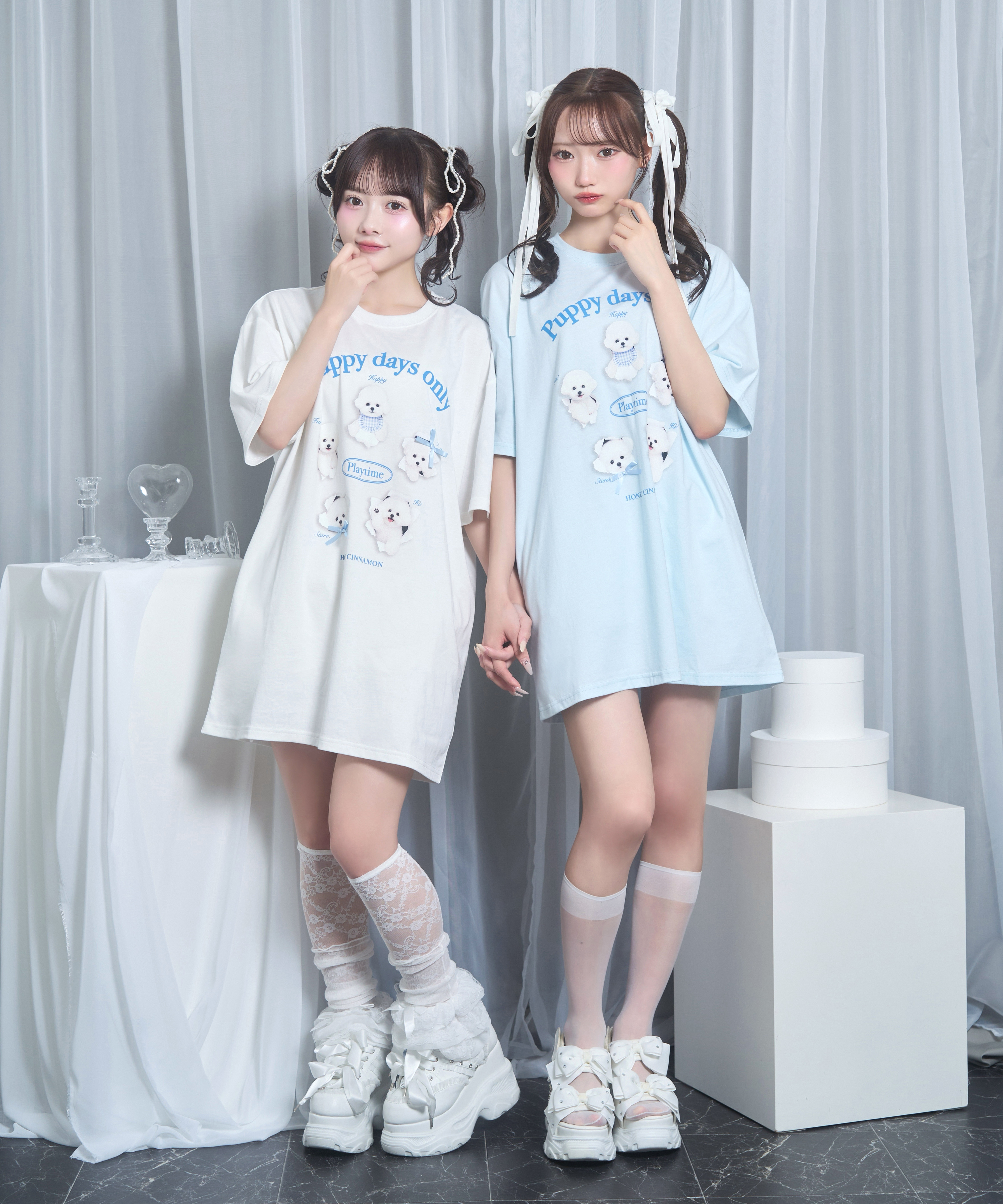 playing dog Tシャツ
