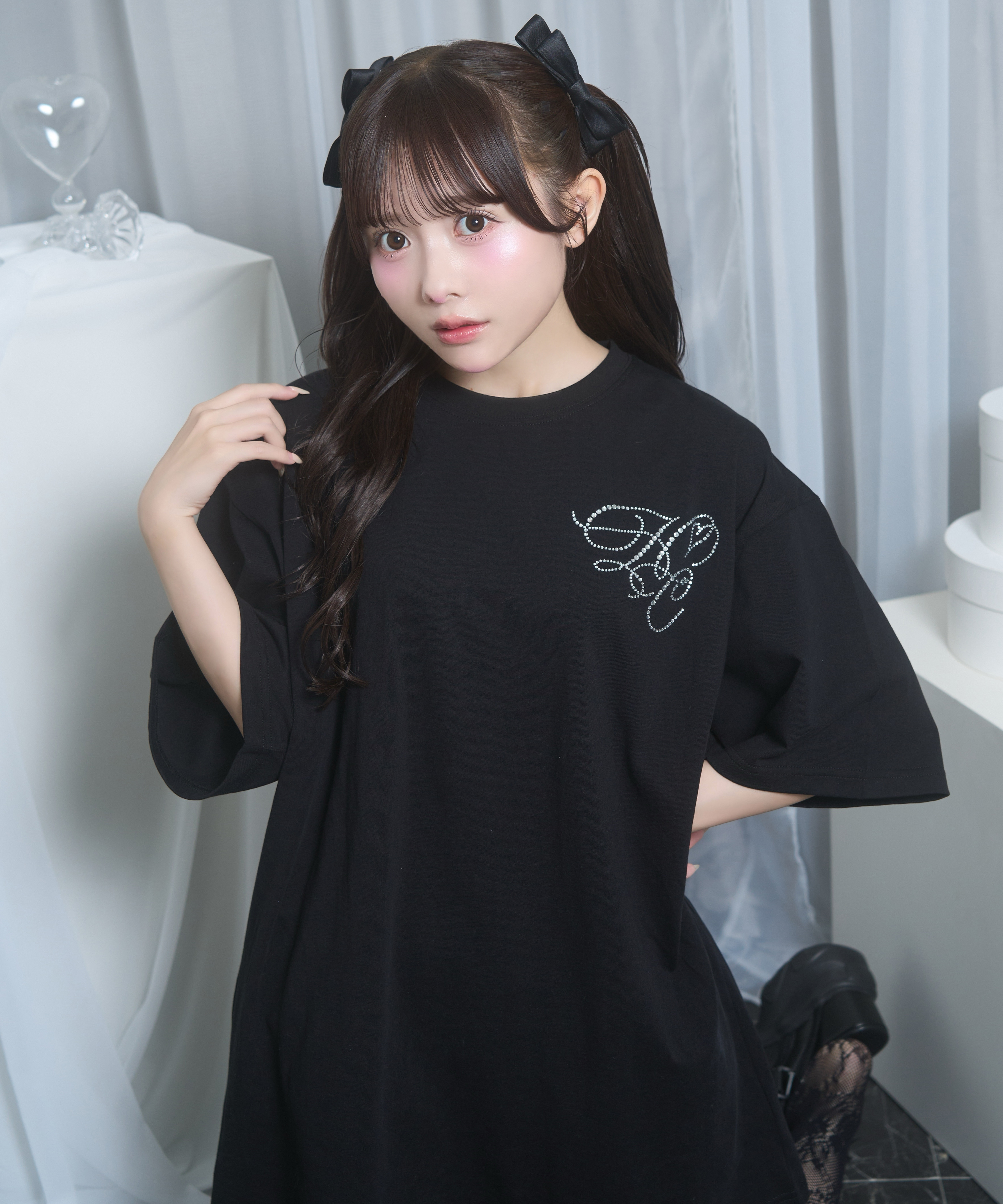 dog charm Tシャツ