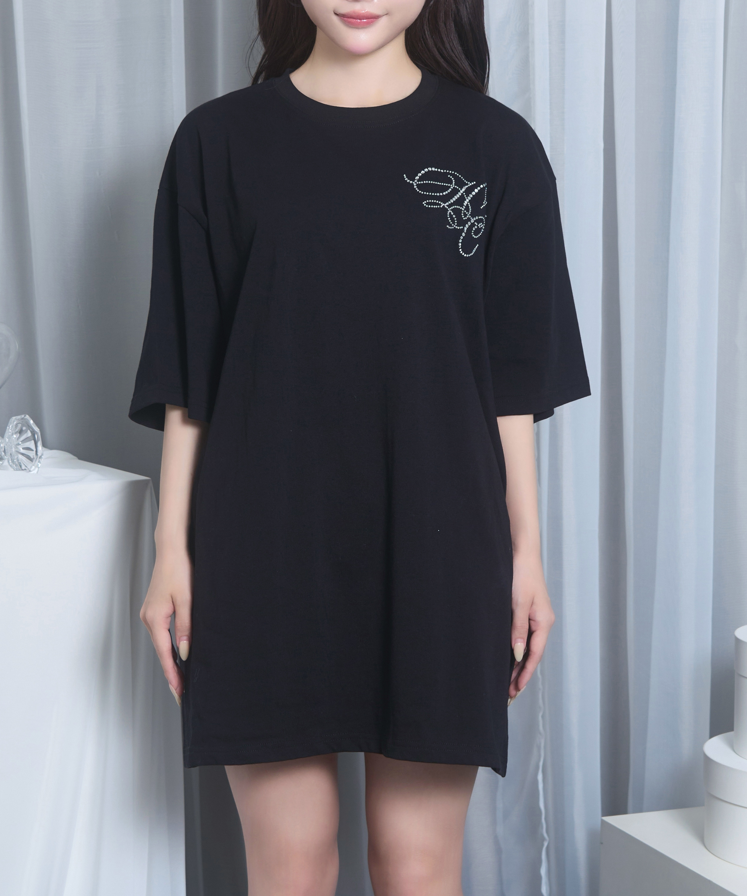 dog charm Tシャツ