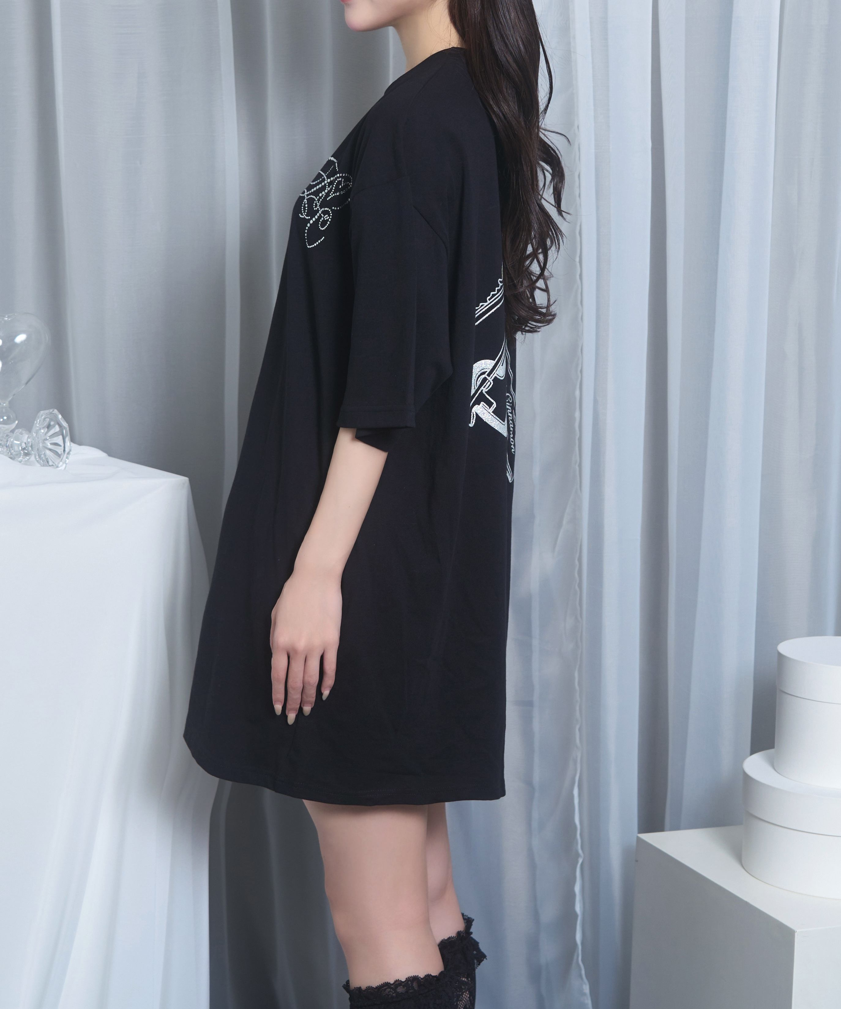 dog charm Tシャツ