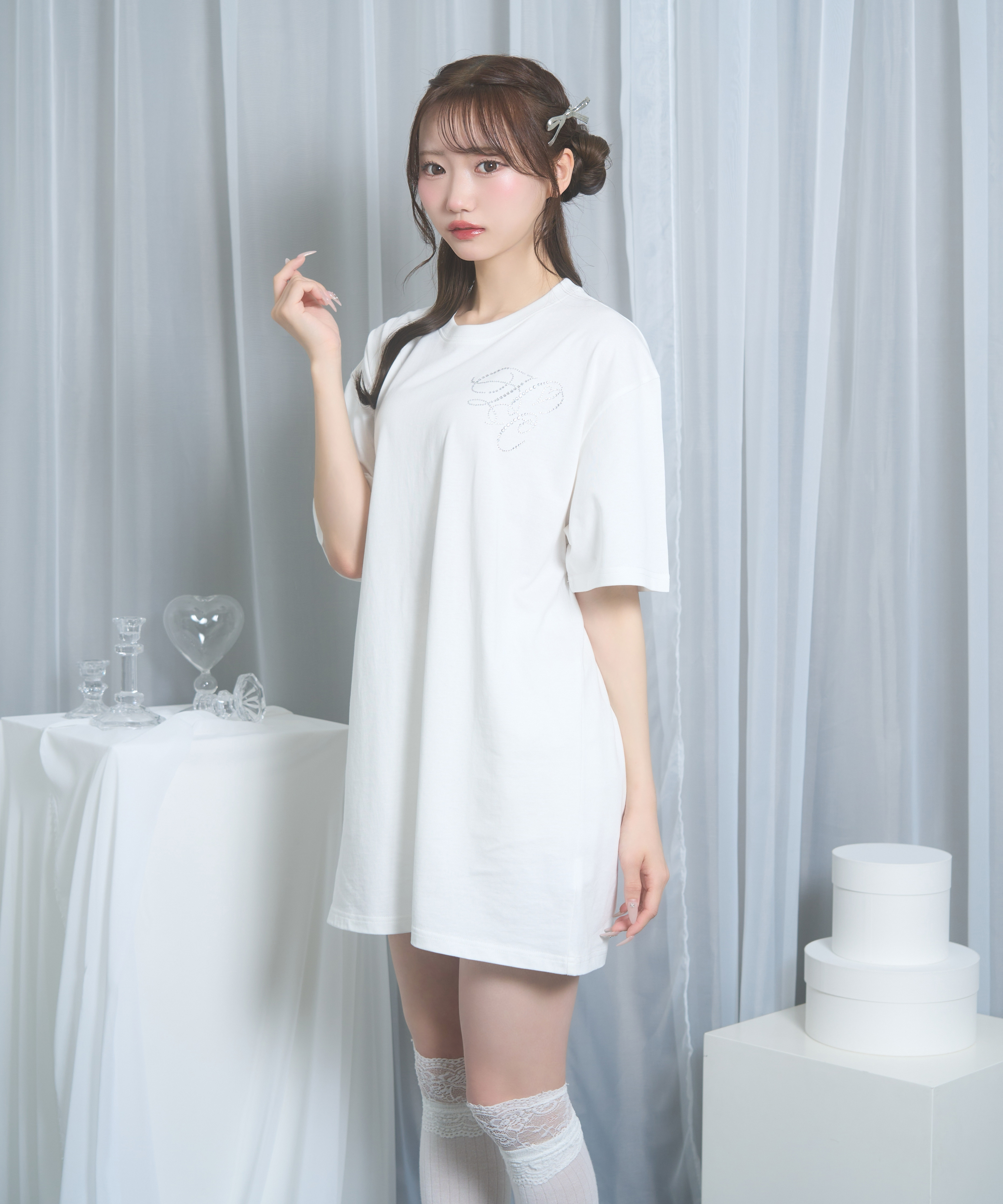 dog charm Tシャツ