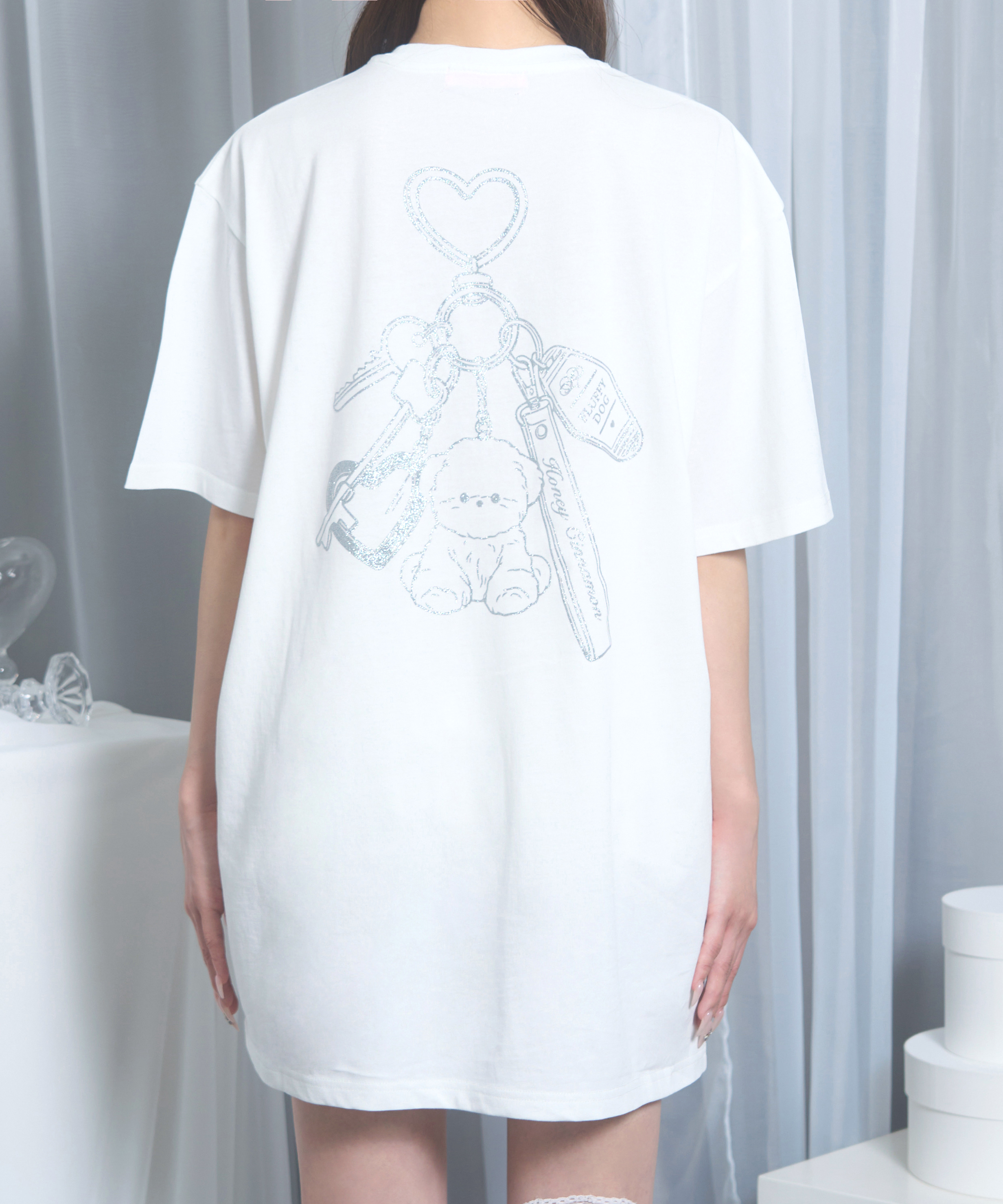 dog charm Tシャツ