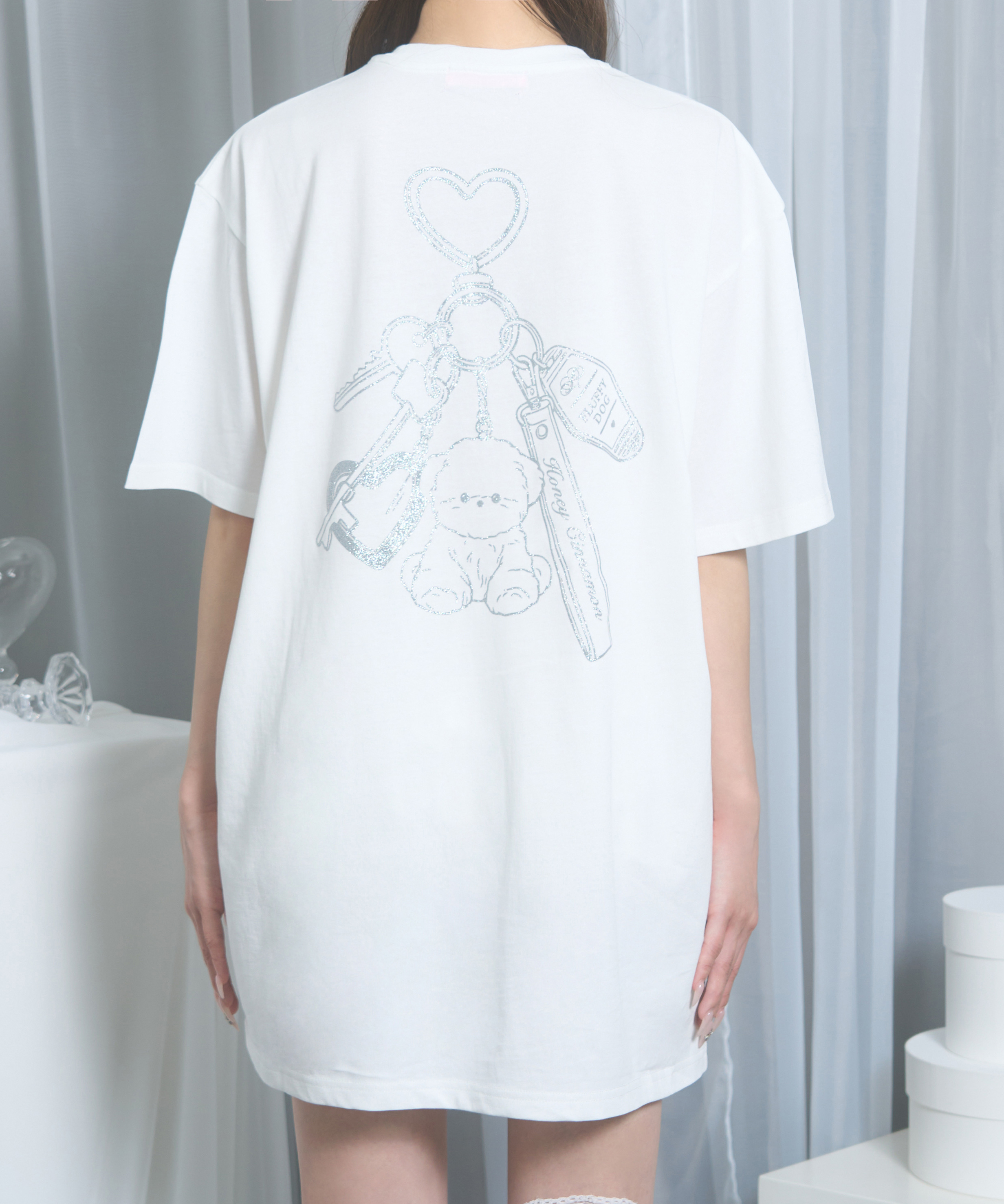 dog charm Tシャツ
