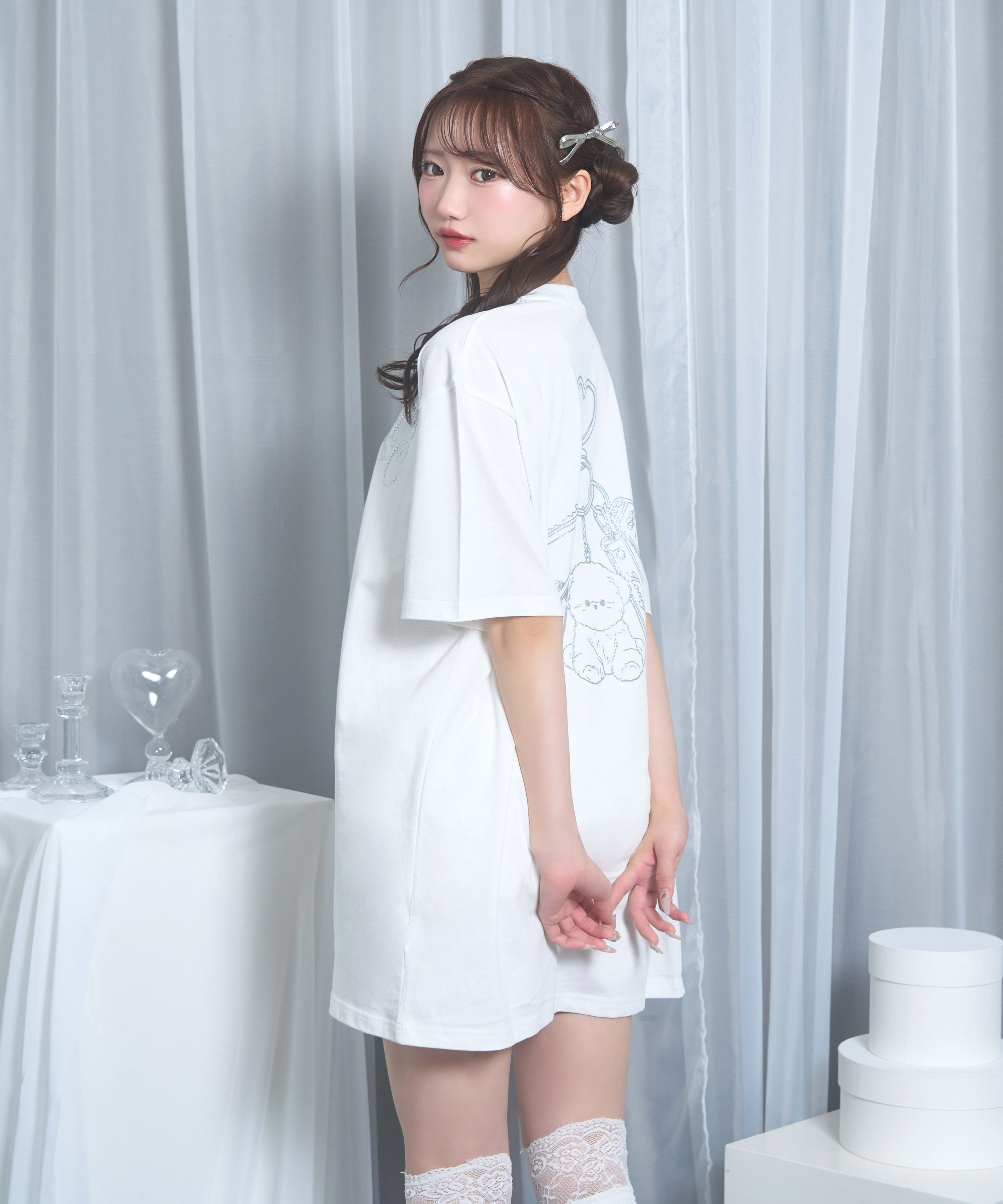 dog charm Tシャツ