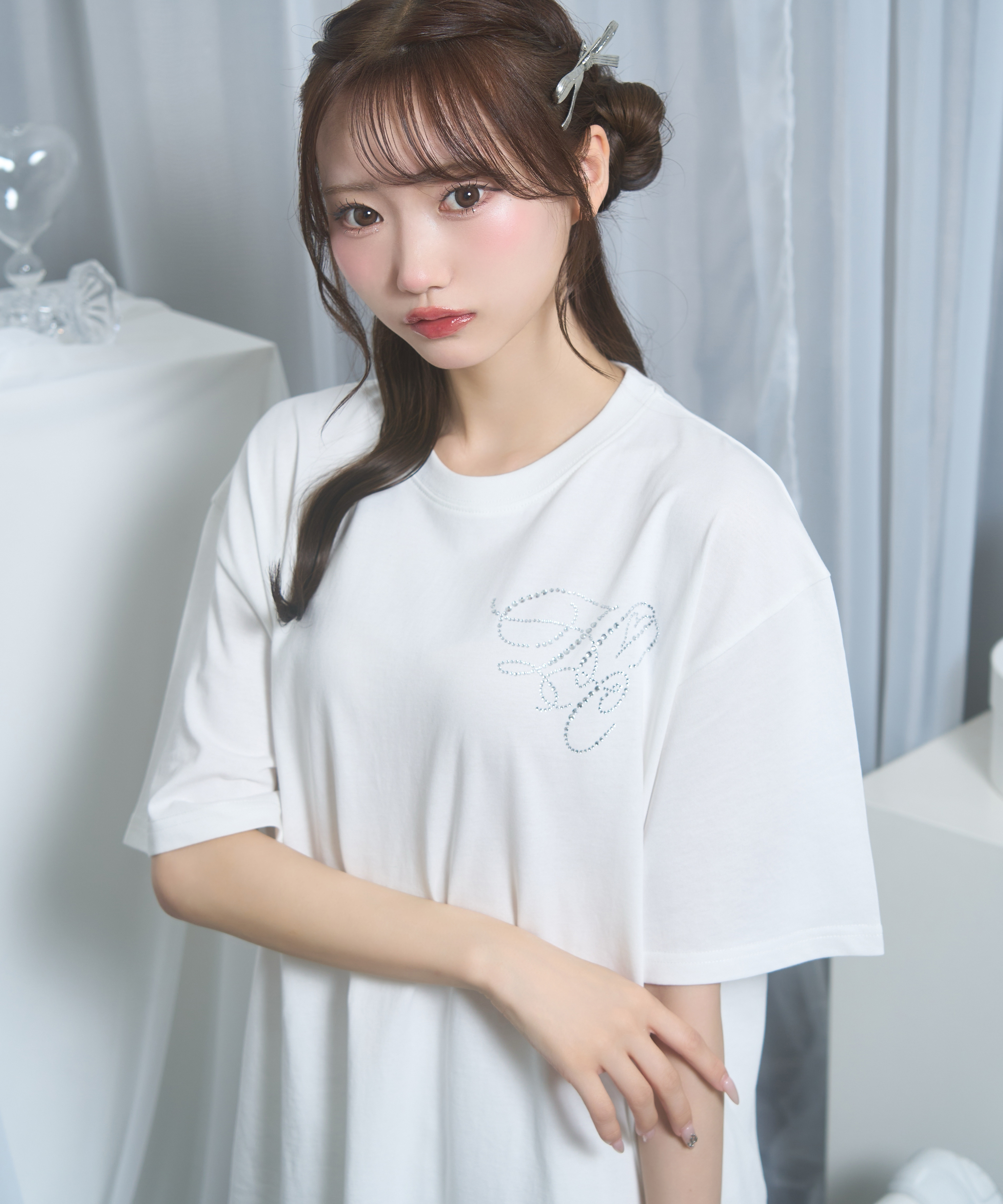 dog charm Tシャツ