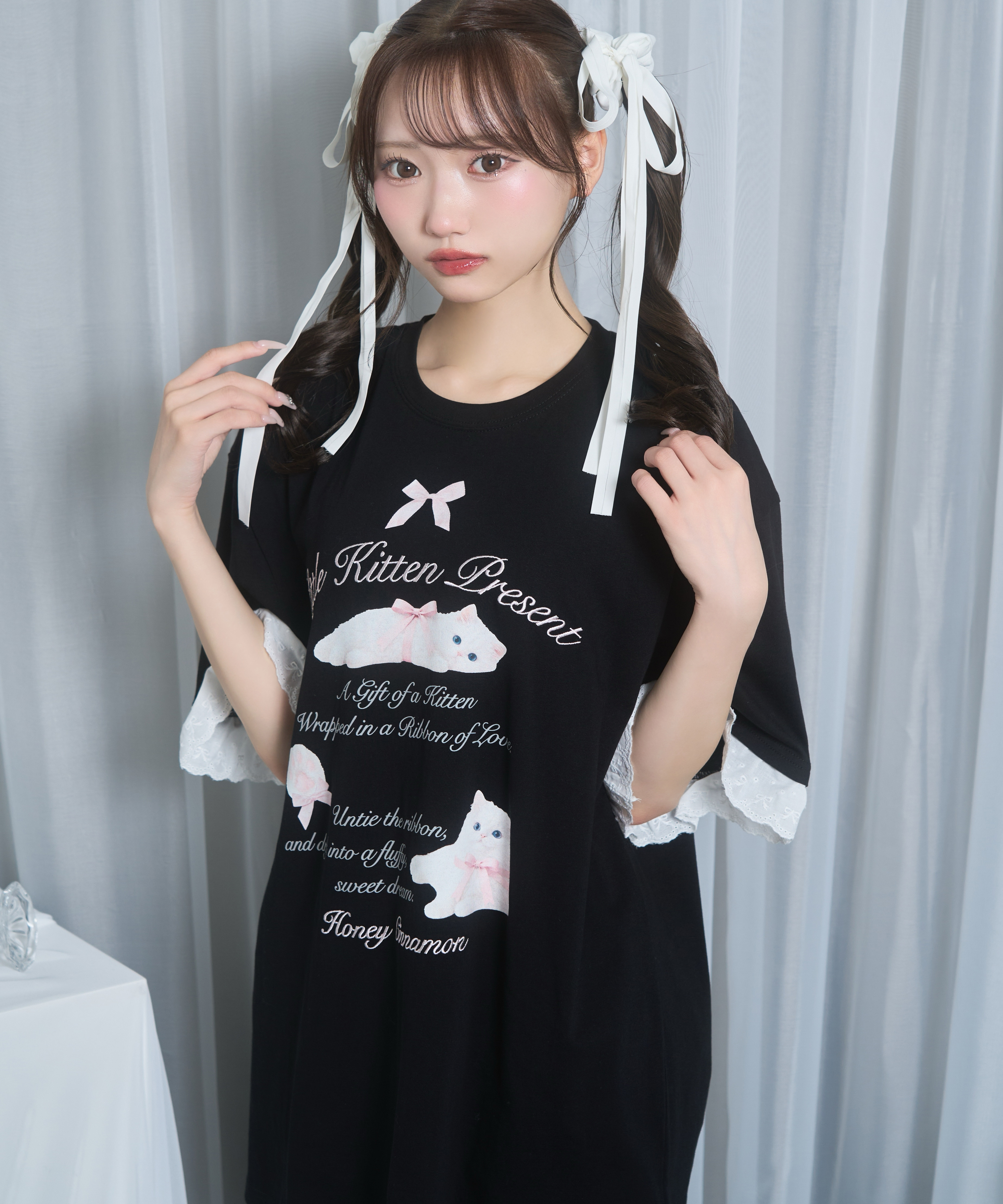 ribbon kittenTシャツ