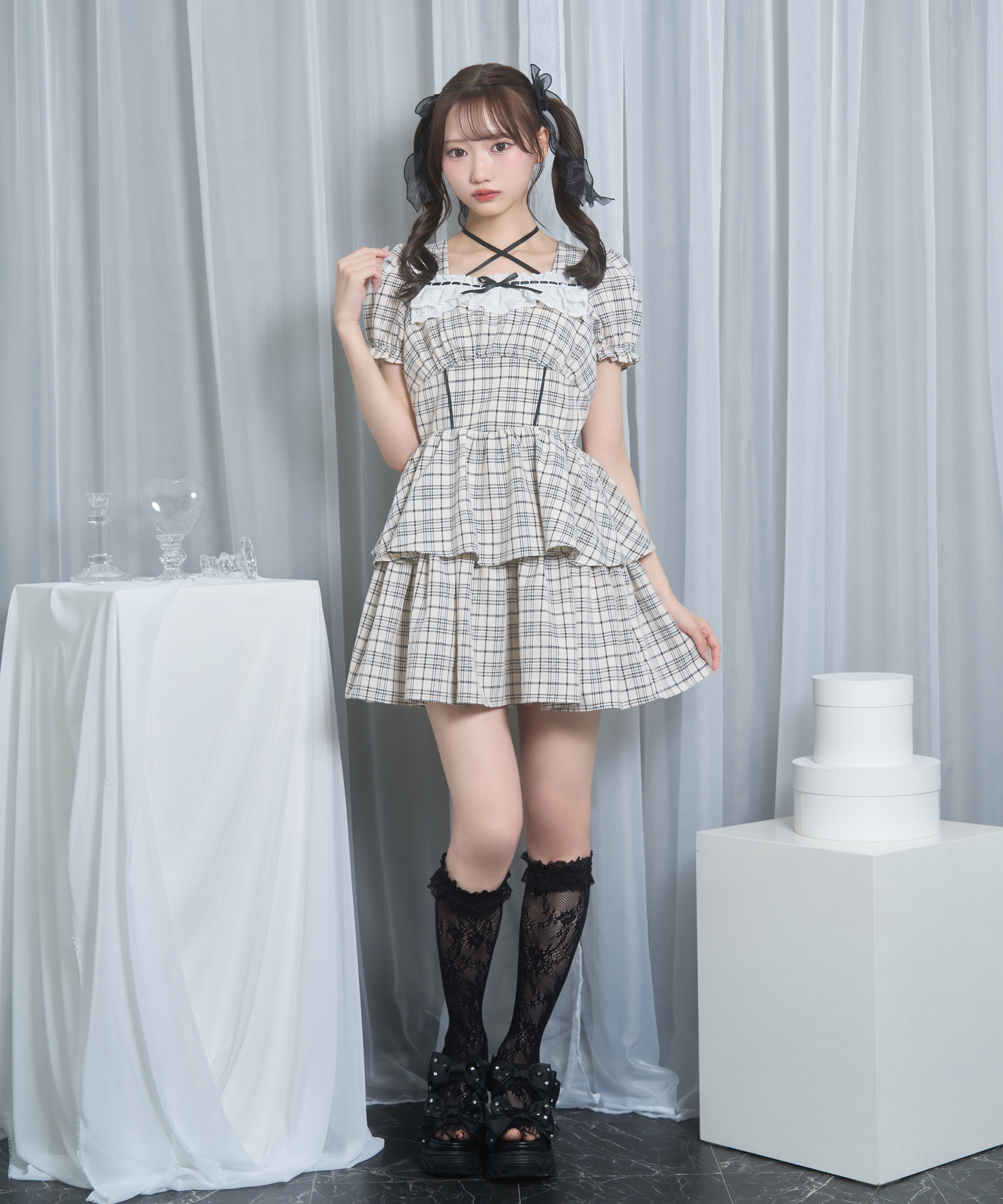 デコルテリボンチェックワンピース