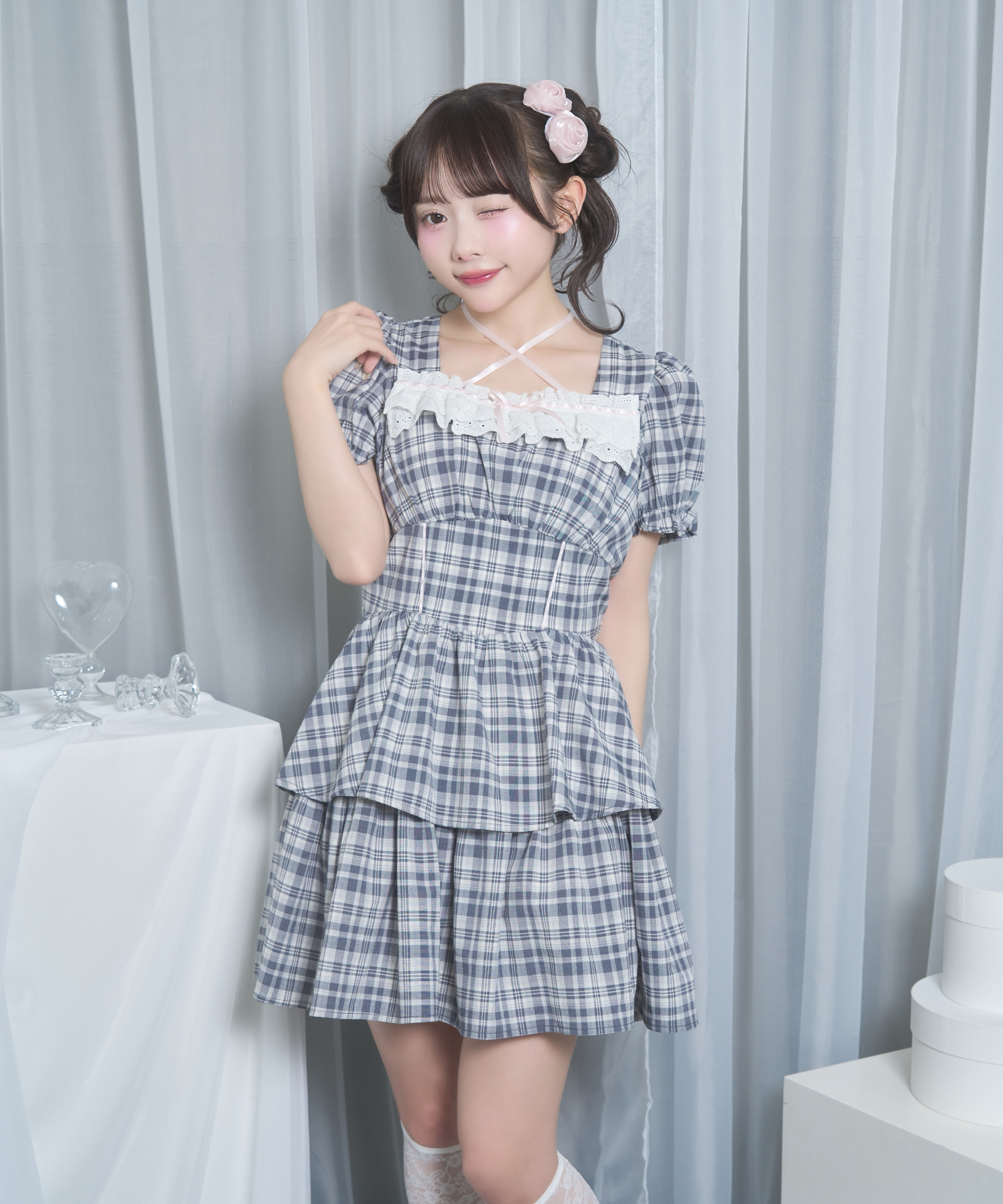 デコルテリボンチェックワンピース