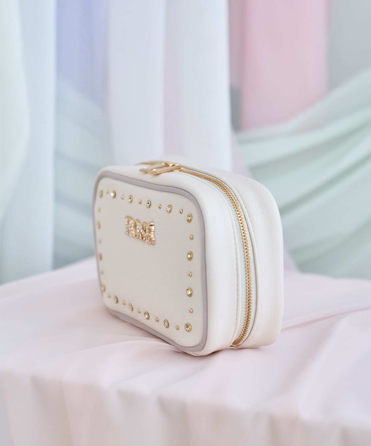 Bijou square pouch