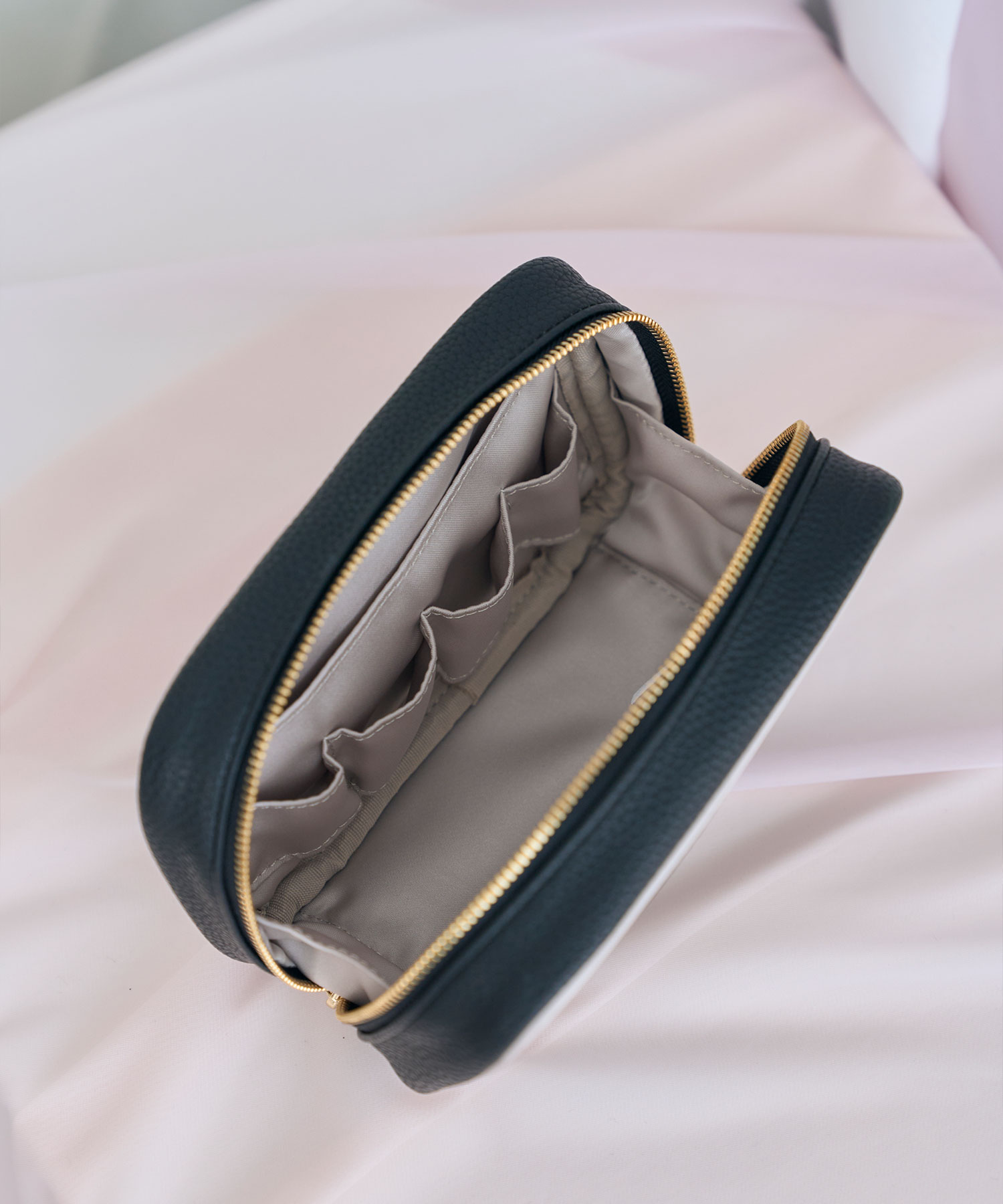 Bijou square pouch