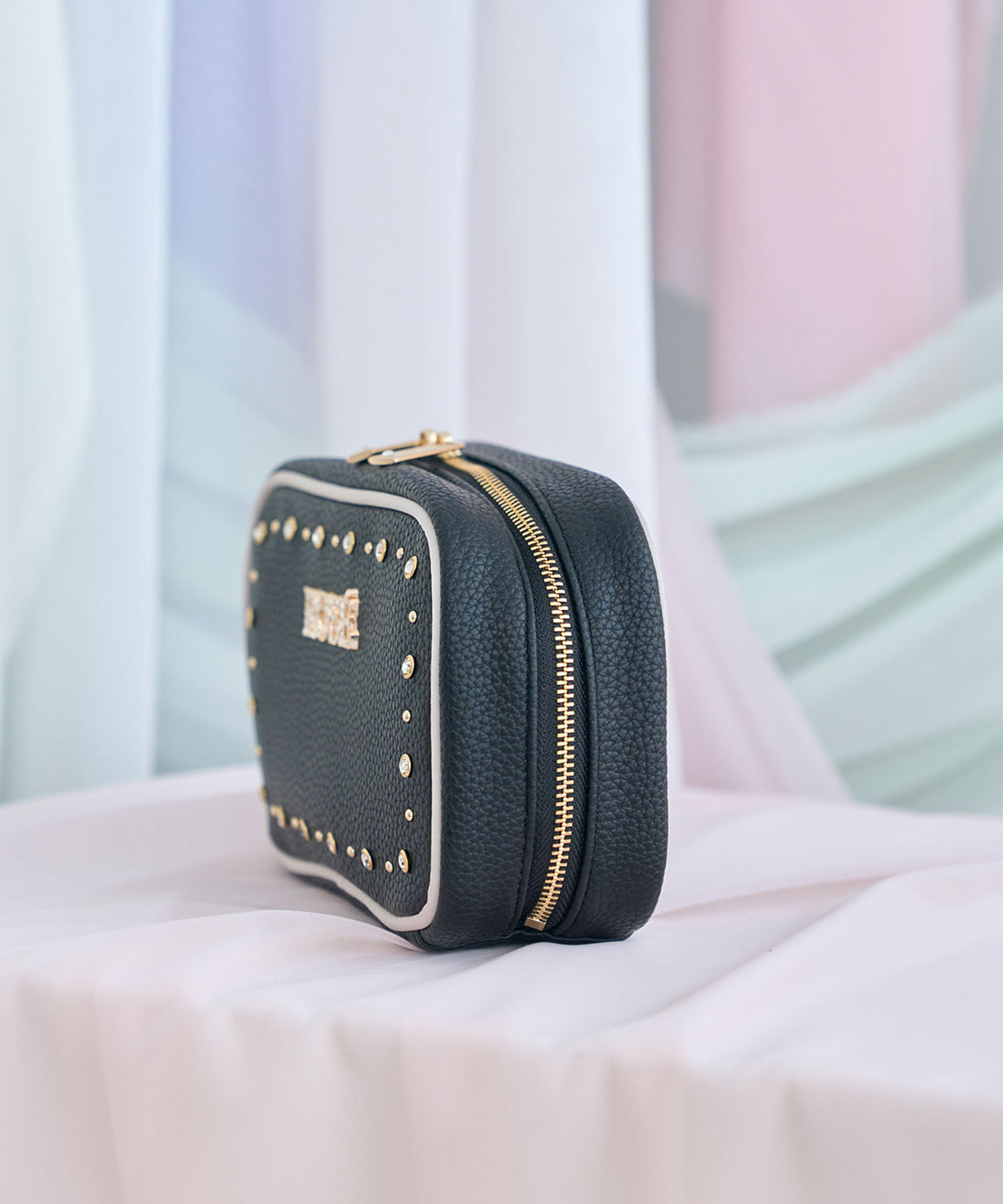 Bijou square pouch