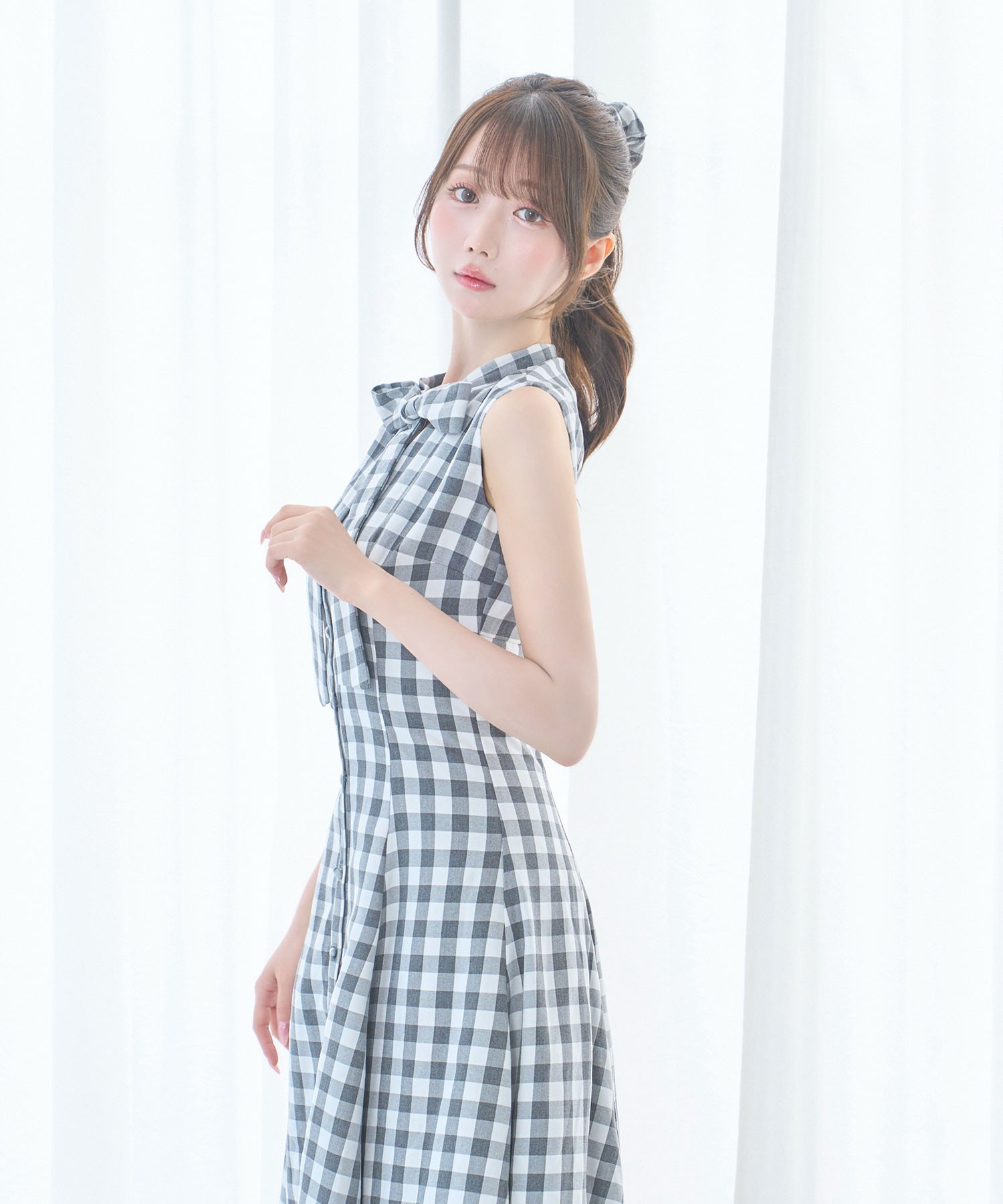 Gingham check ribbon dress