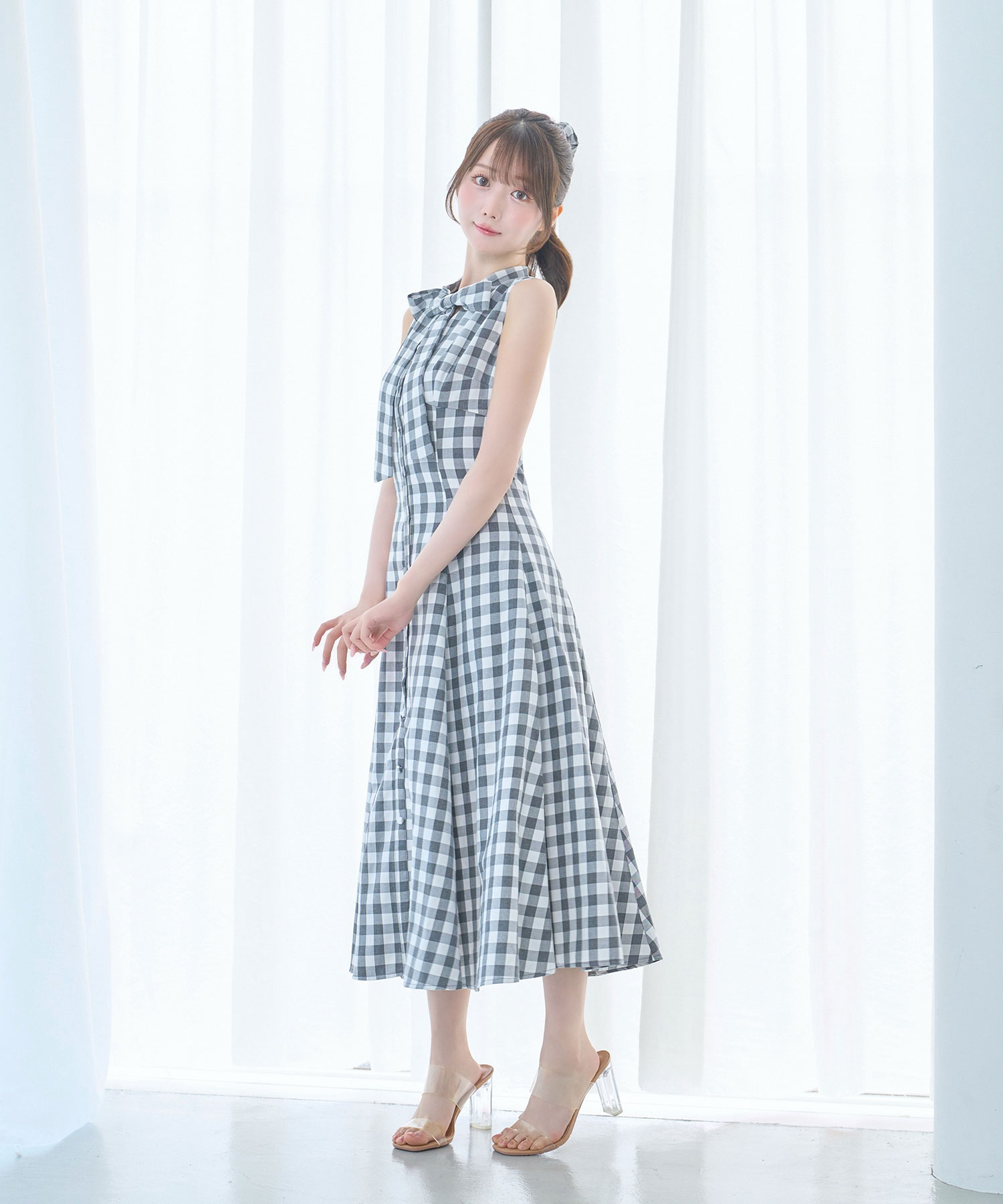 Gingham check ribbon dress