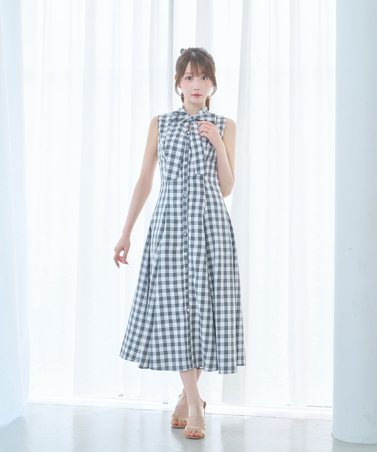 Gingham check ribbon dress