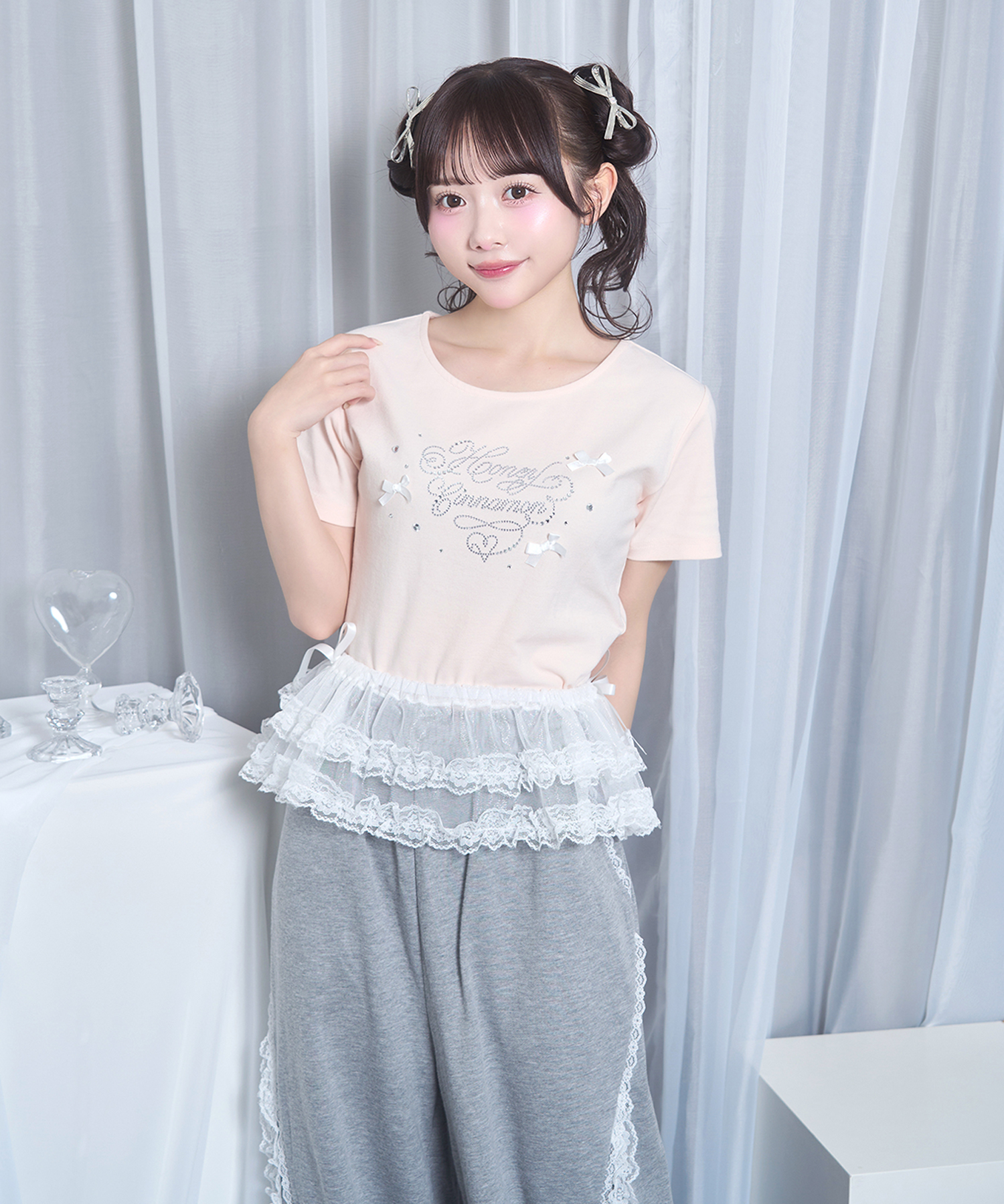 ビジューロゴTシャツ