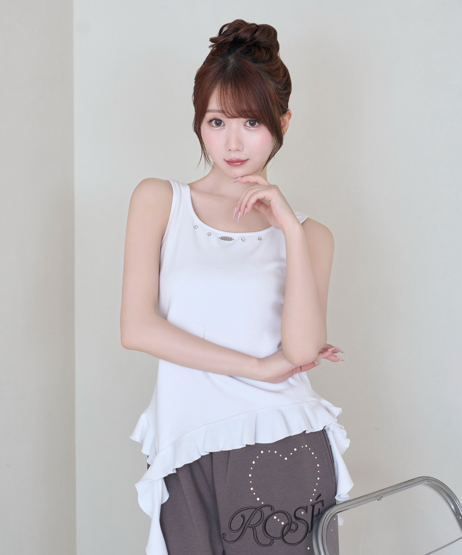 Frill hem tank top