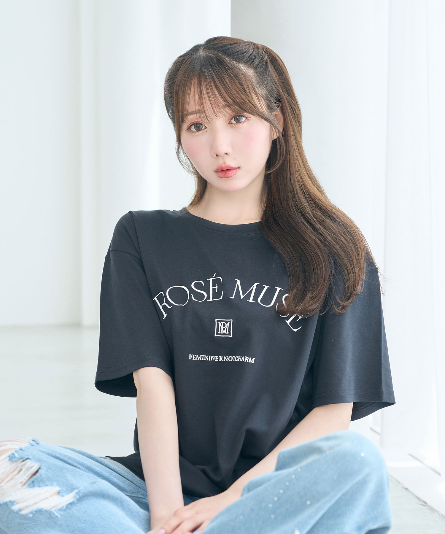 Arch logo T-shirts