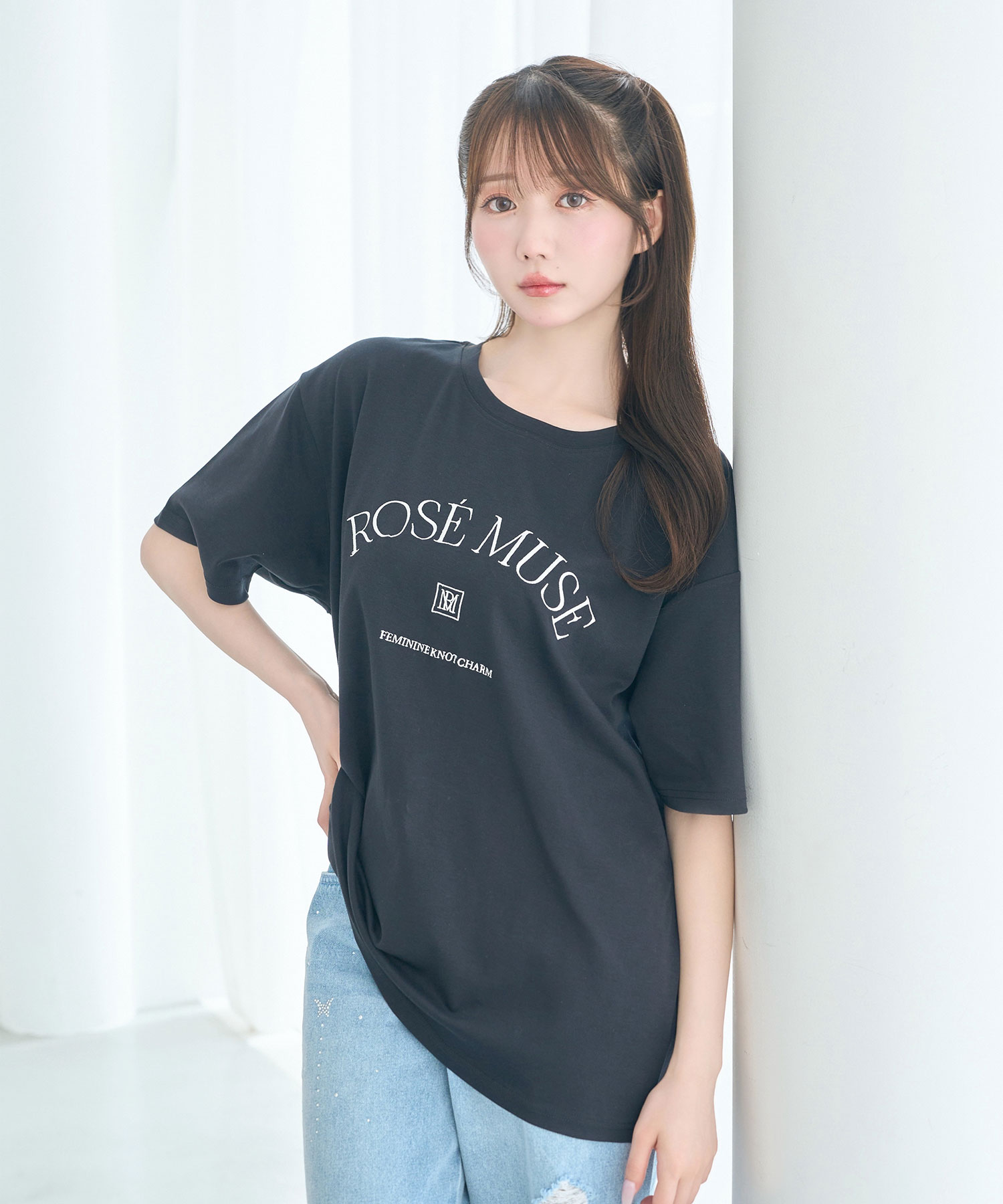 Arch logo T-shirts