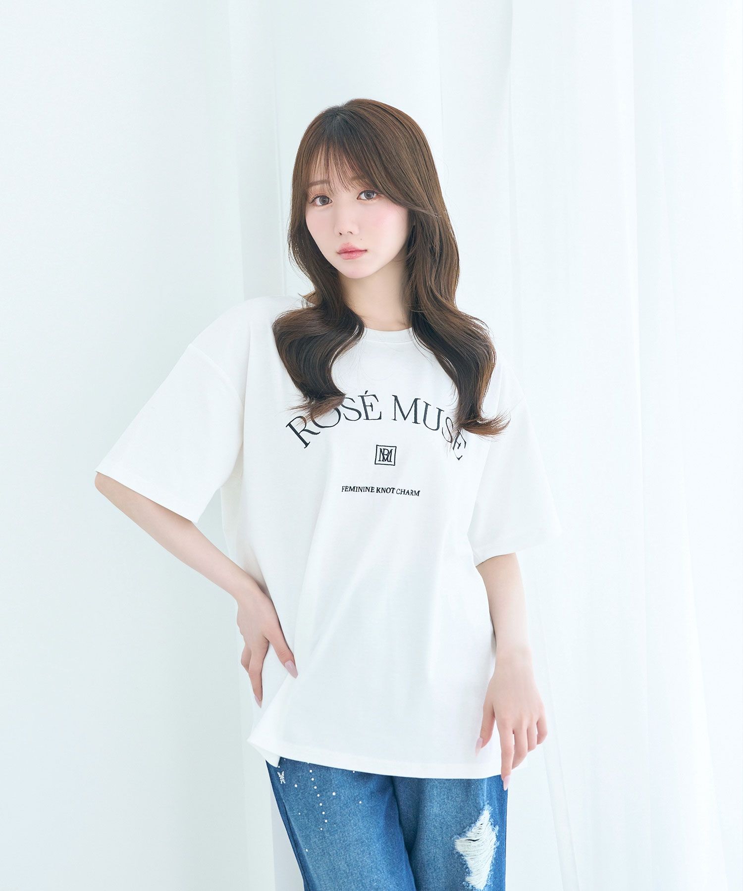 Arch logo T-shirts
