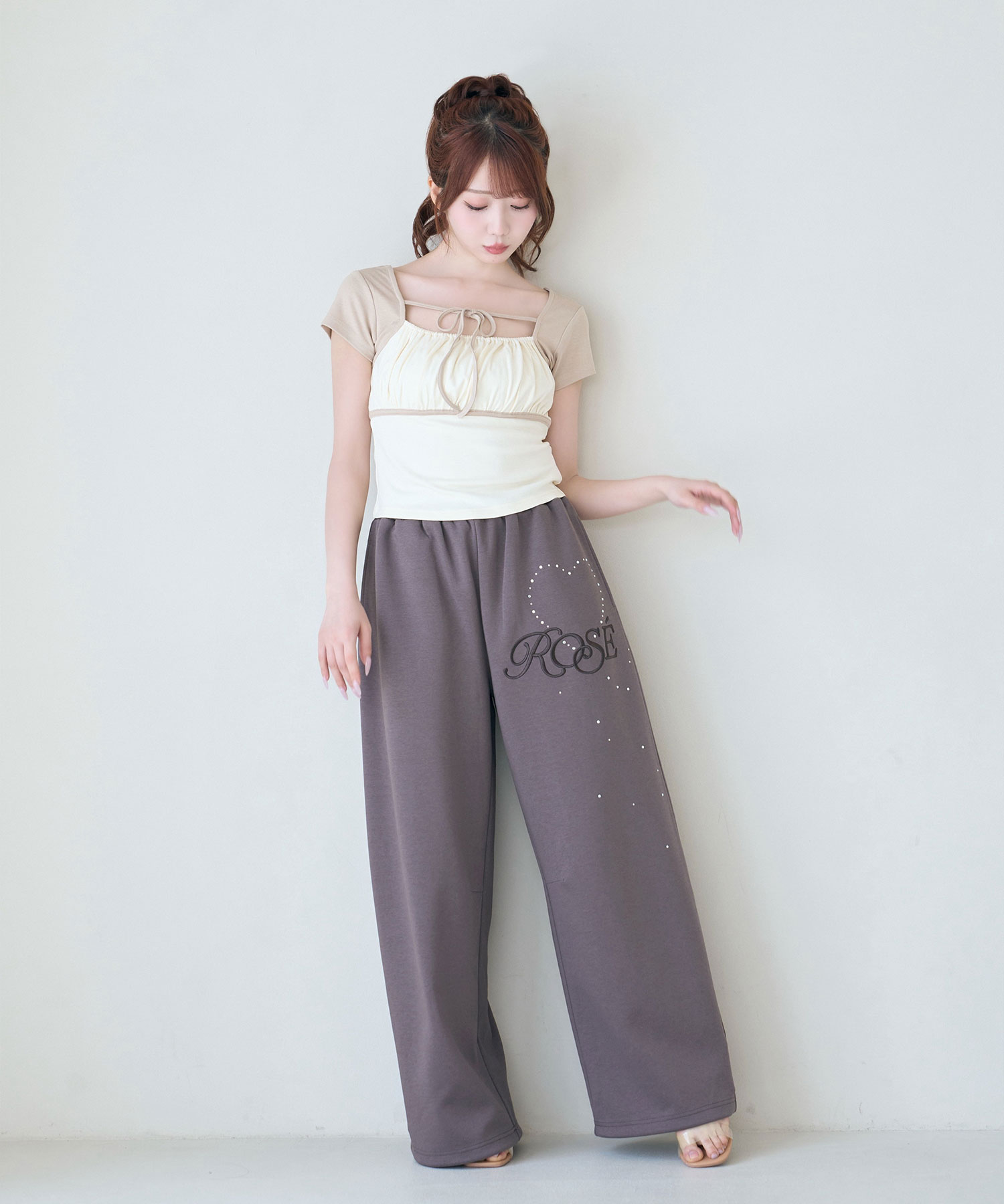 Logo with rhinestone summer pants