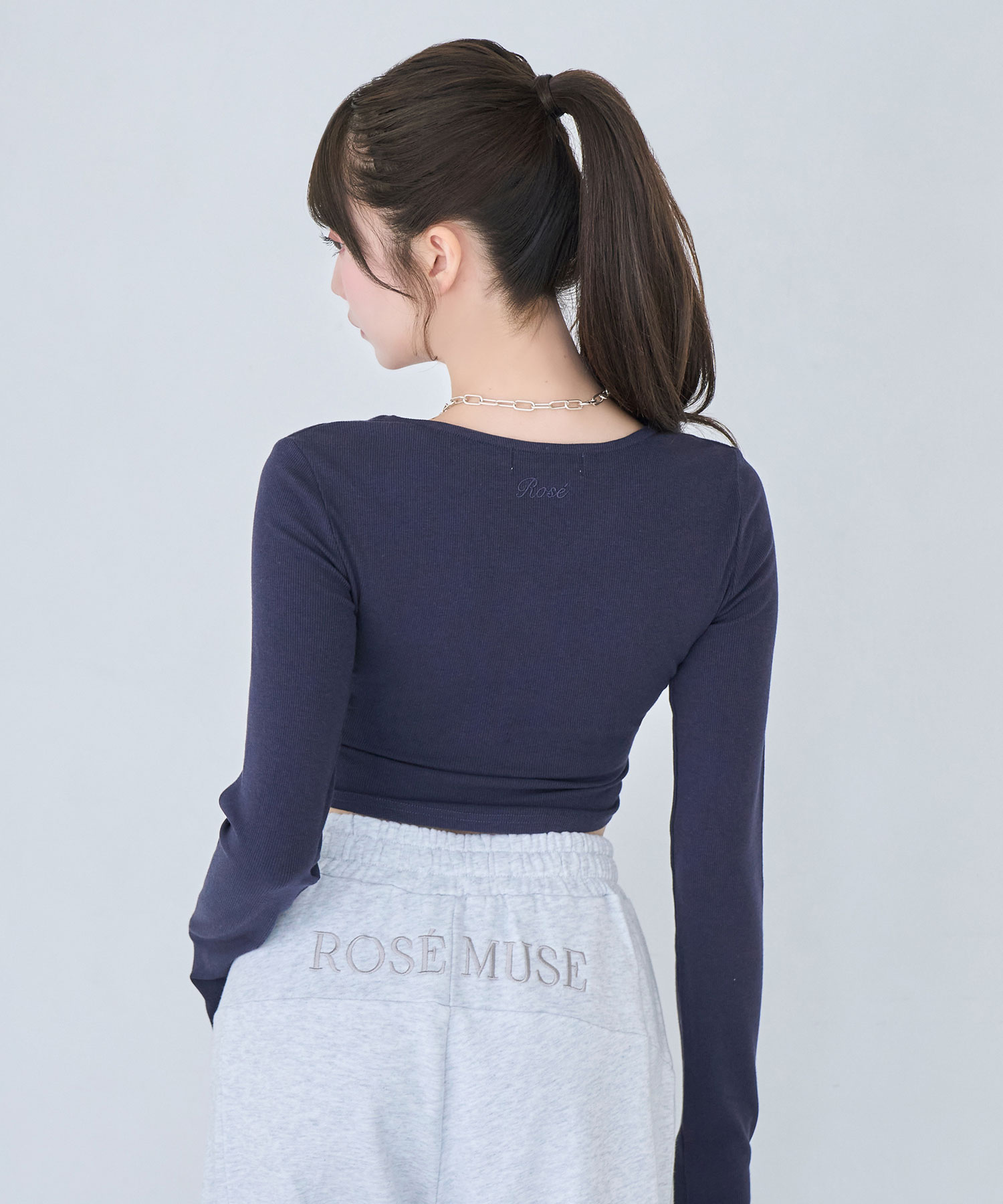 Back embroidery barrel pants