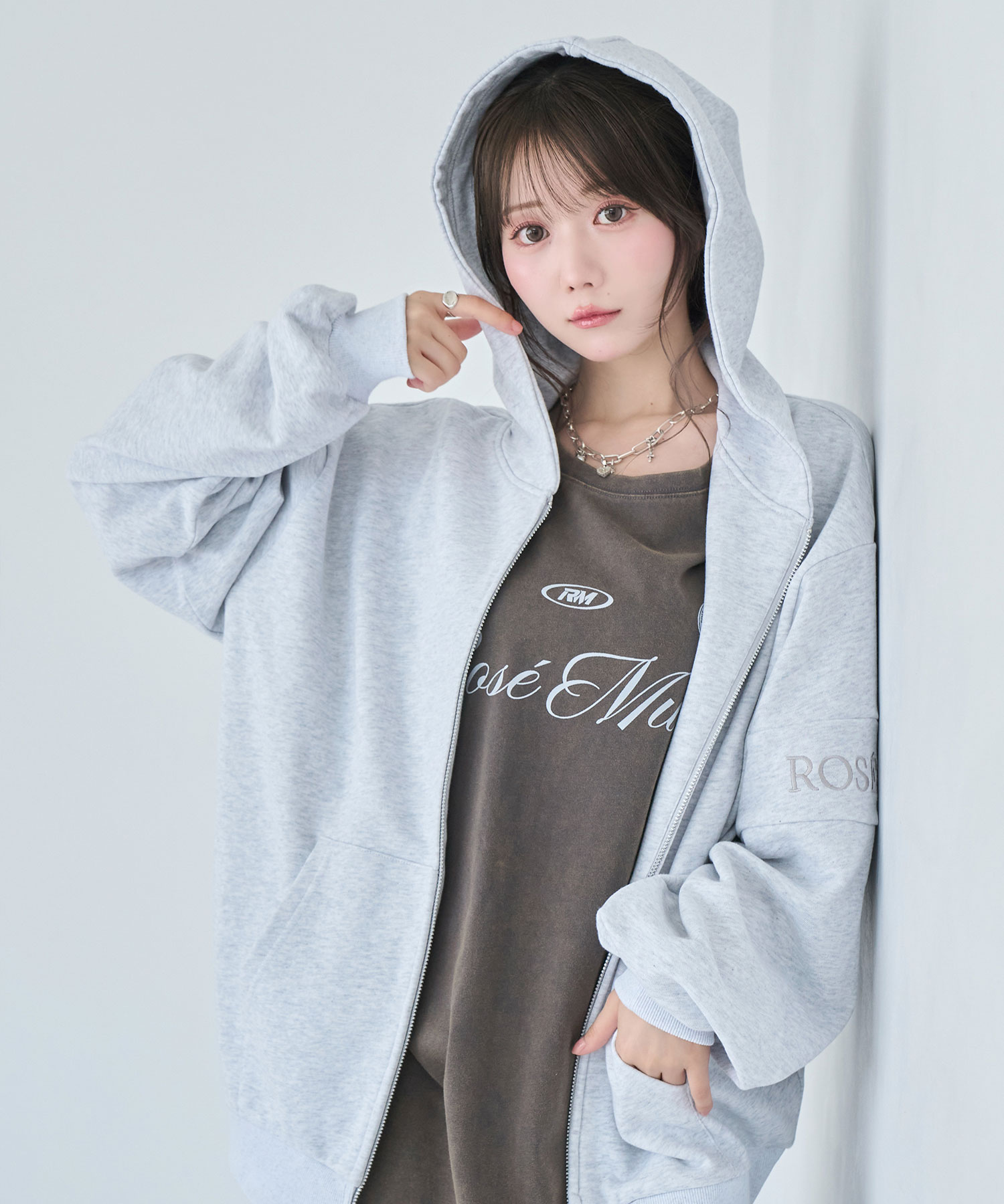 Logo embroidery zip parker