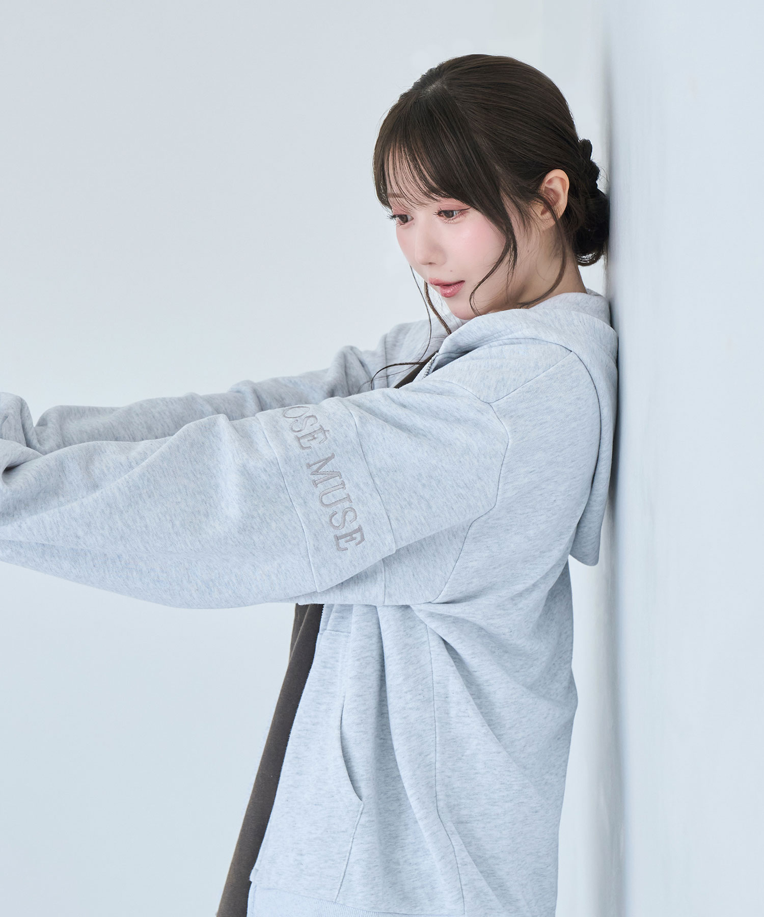 Logo embroidery zip parker