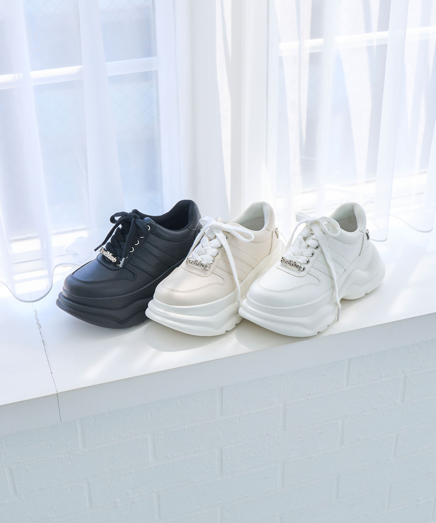 Platform sneakers