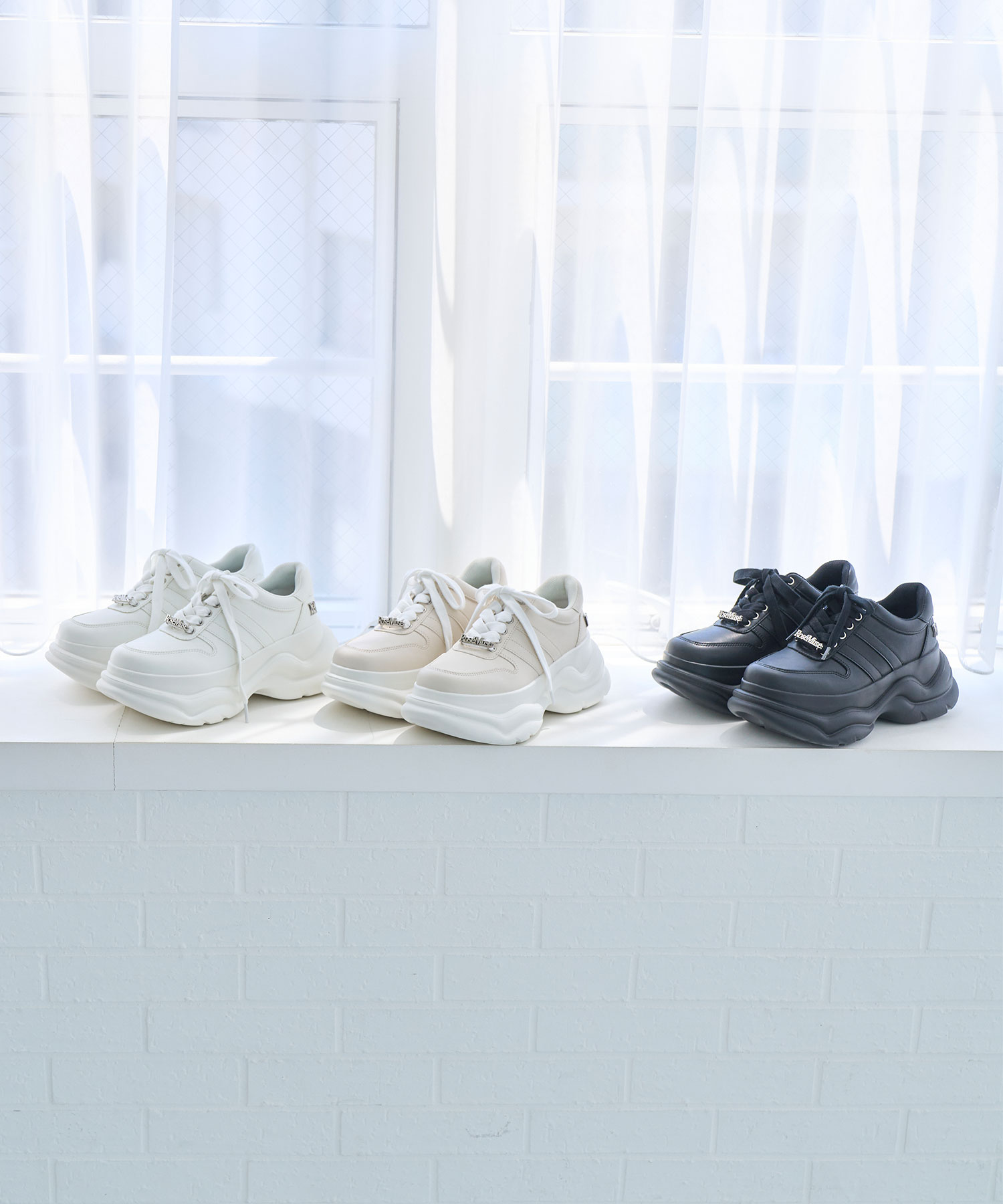 Platform sneakers