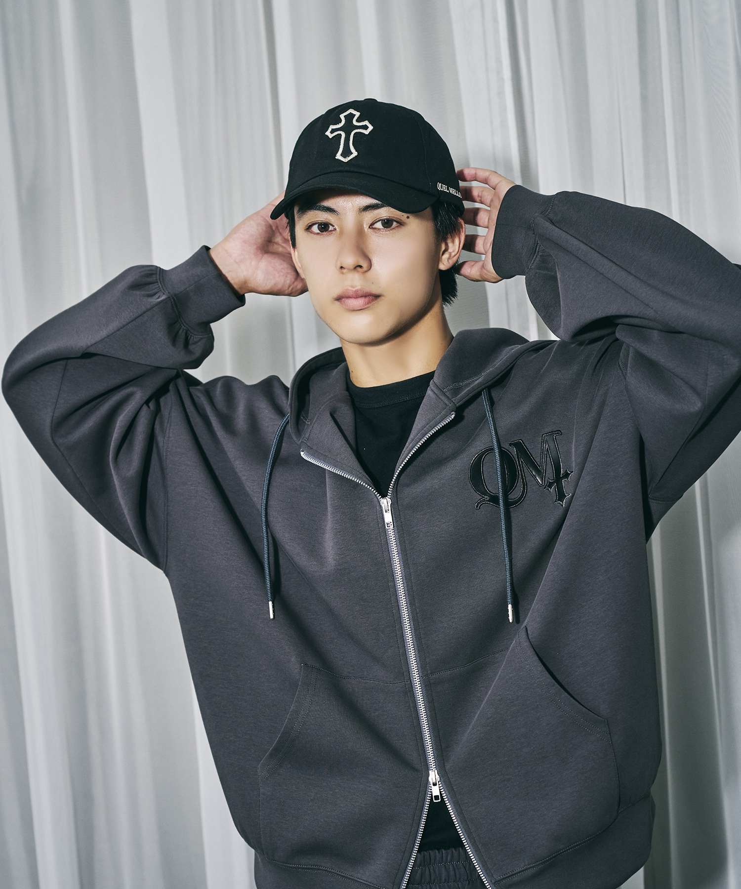 UNISEX クロスワッペンキャップ