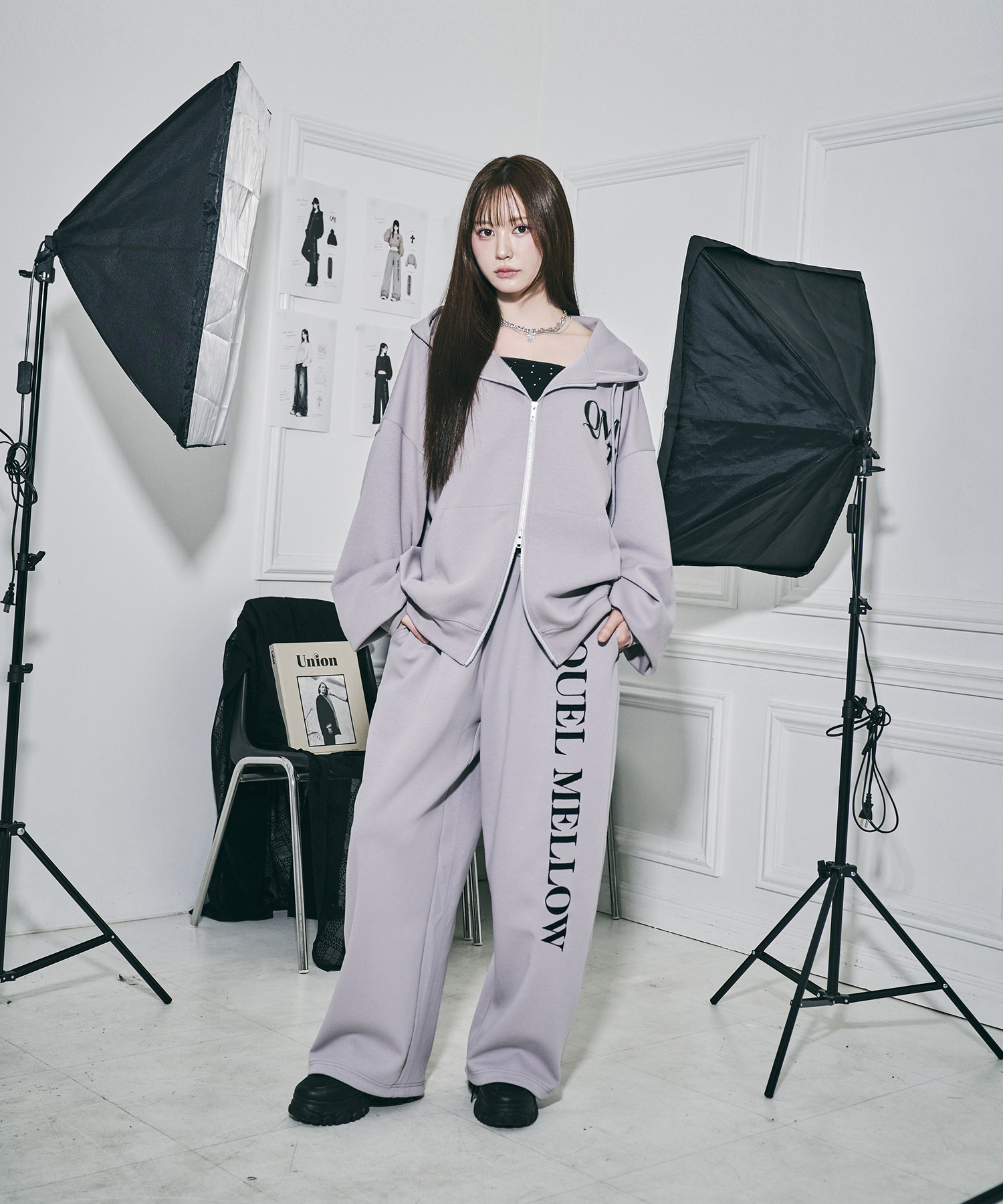 UNISEX QMワッペンジップパーカー / グレー