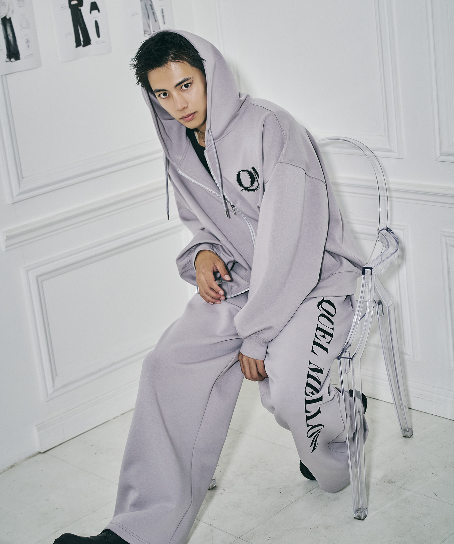 UNISEX QMワッペンジップパーカー / グレー