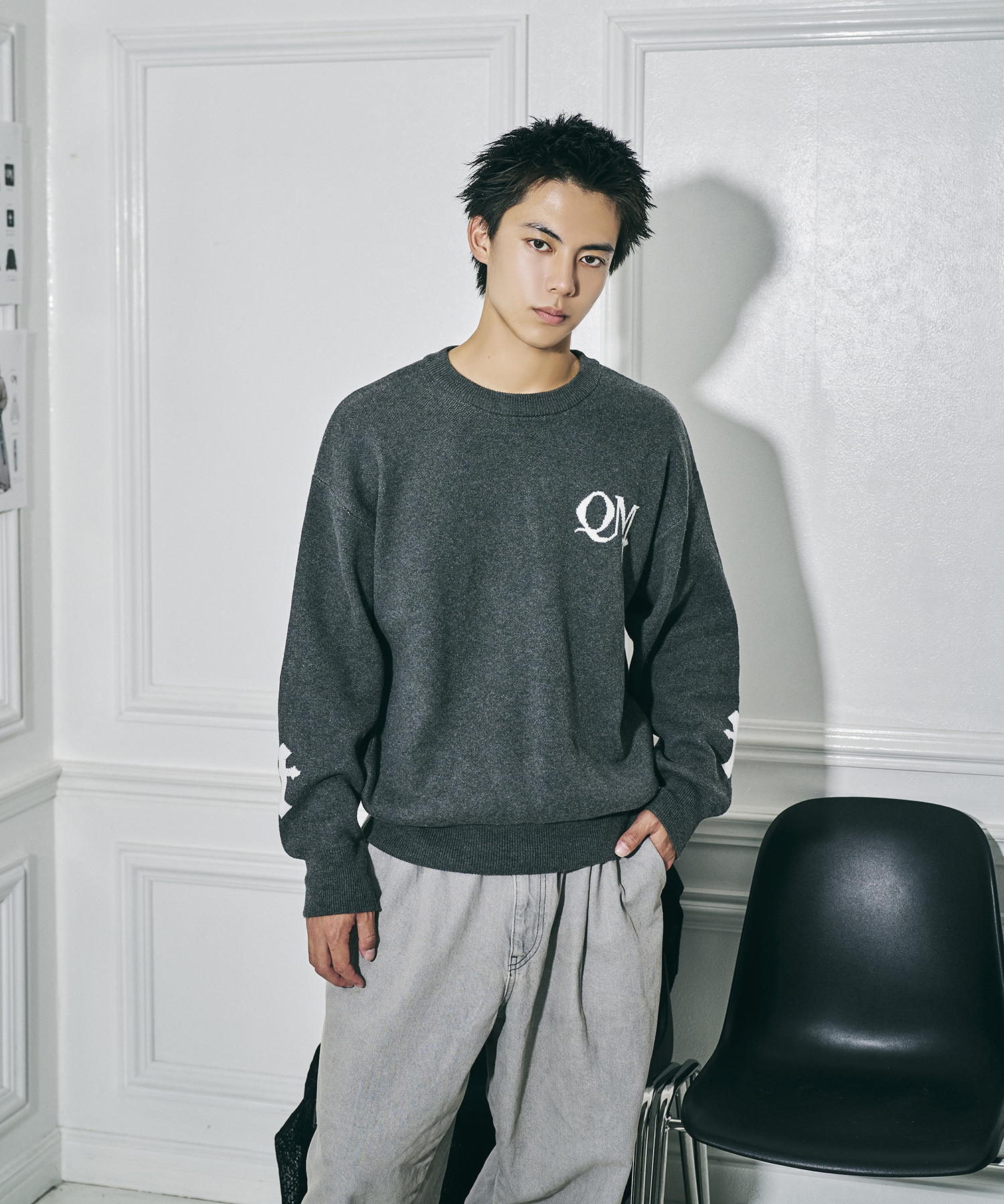 UNISEX ジャガードロゴニット / チャコールグレー