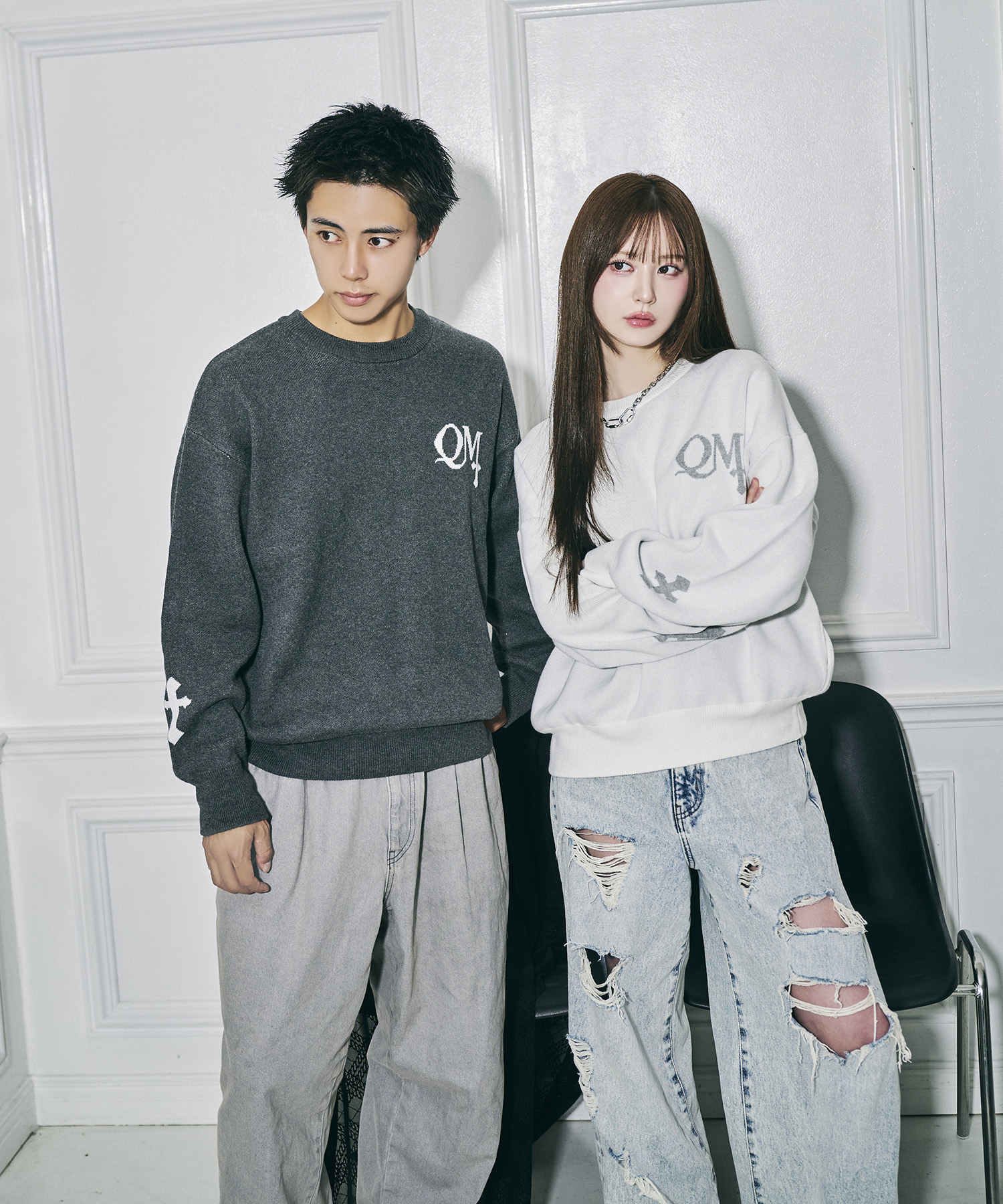 UNISEX ジャガードロゴニット / ホワイト