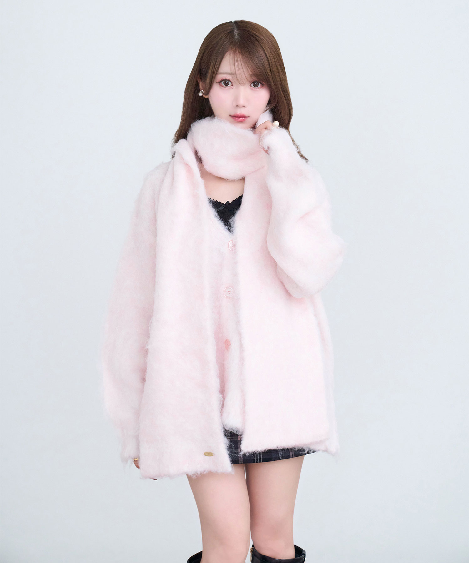 Shaggy knit muffler