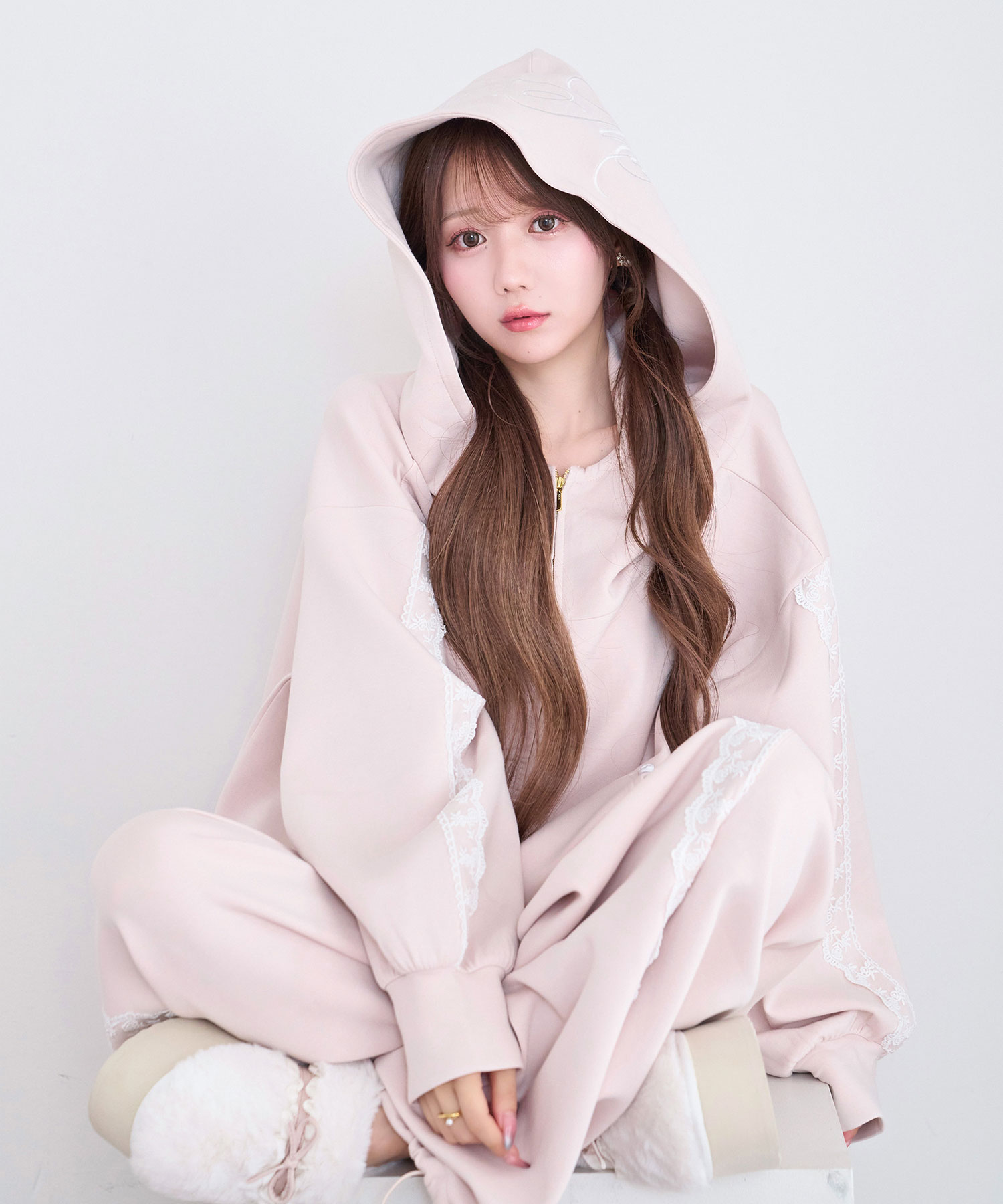 Rose lace zip hoodie