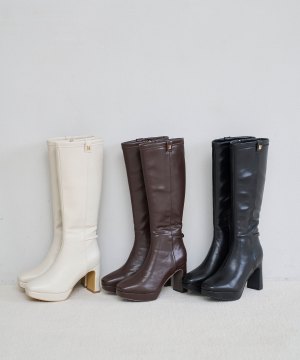 Slim fit platform boots