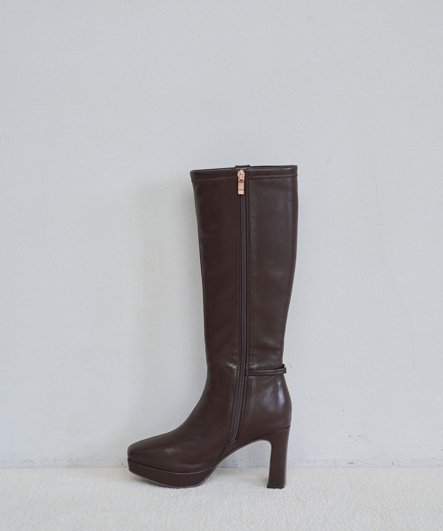 Slim fit platform boots