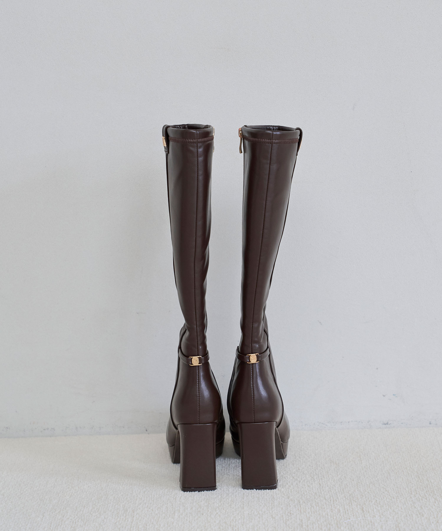 Slim fit platform boots