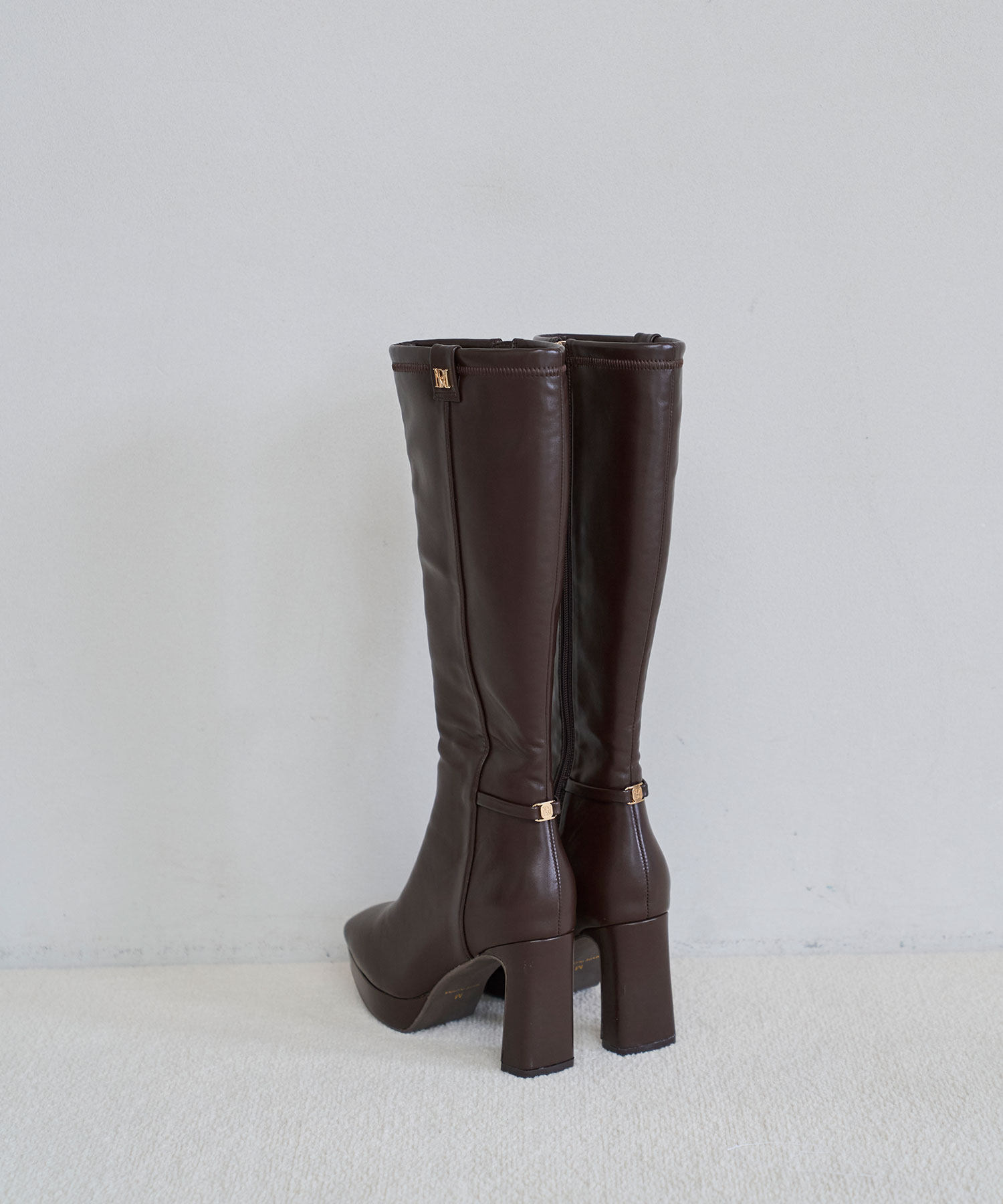 Slim fit platform boots