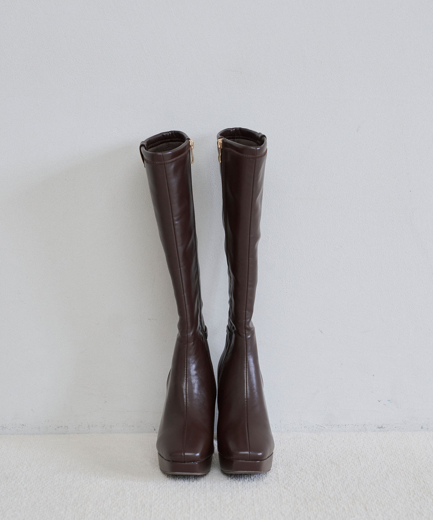 Slim fit platform boots