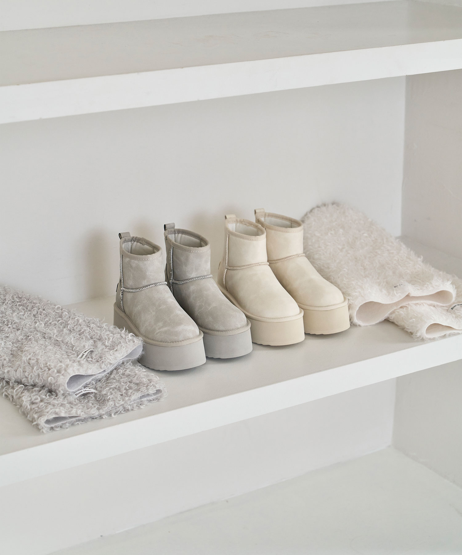 Poodle fur cover boots