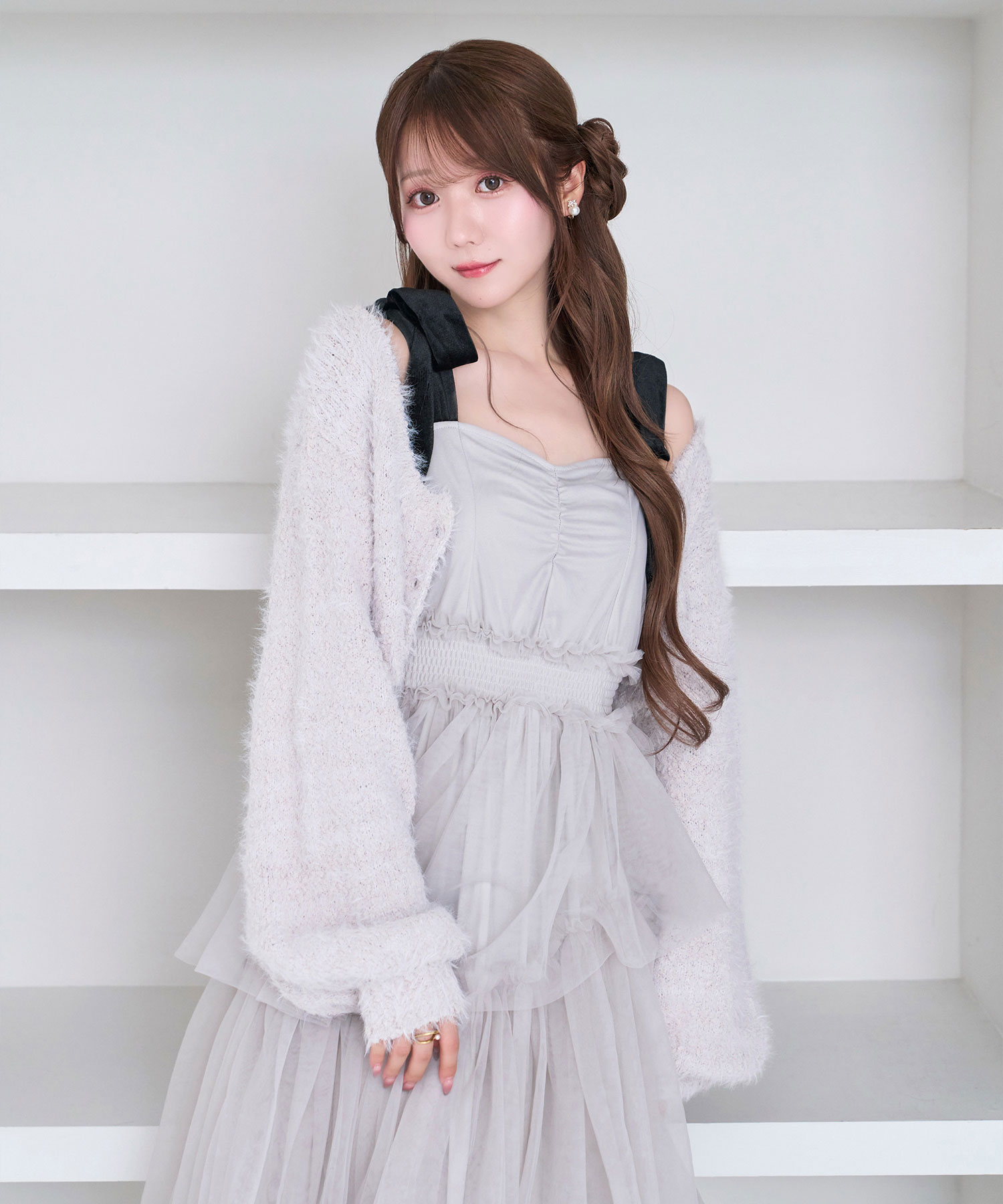 Fluffy short cardigan