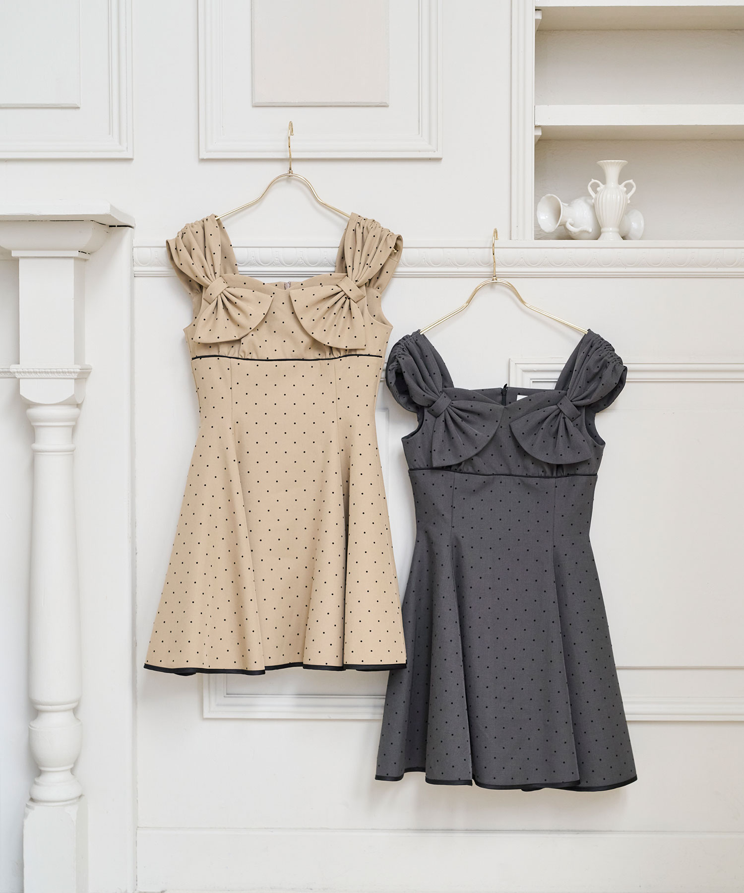 Shoulder ribbon flare dots o/p