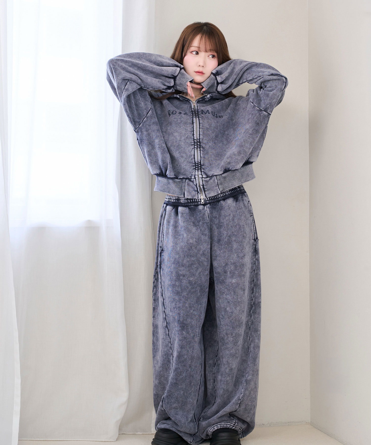 Chemical washed sweat pants